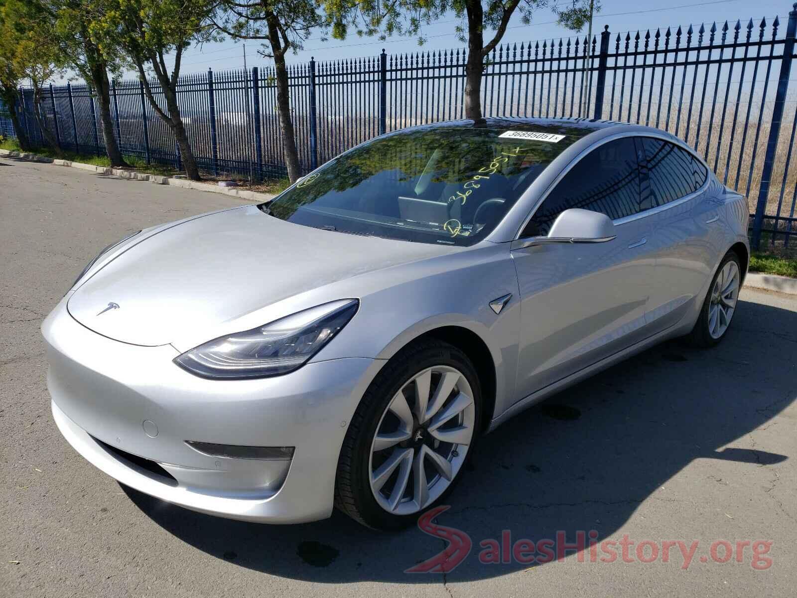 5YJ3E1EA3JF048570 2018 TESLA MODEL 3