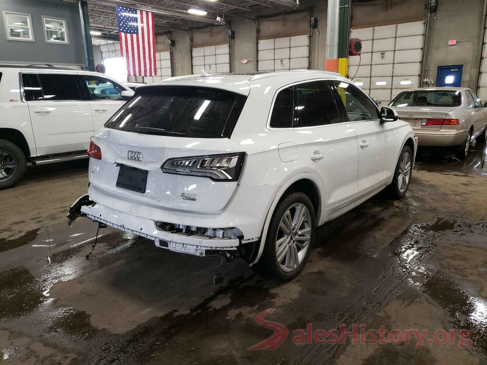 WA1CNAFY0J2197382 2018 AUDI Q5