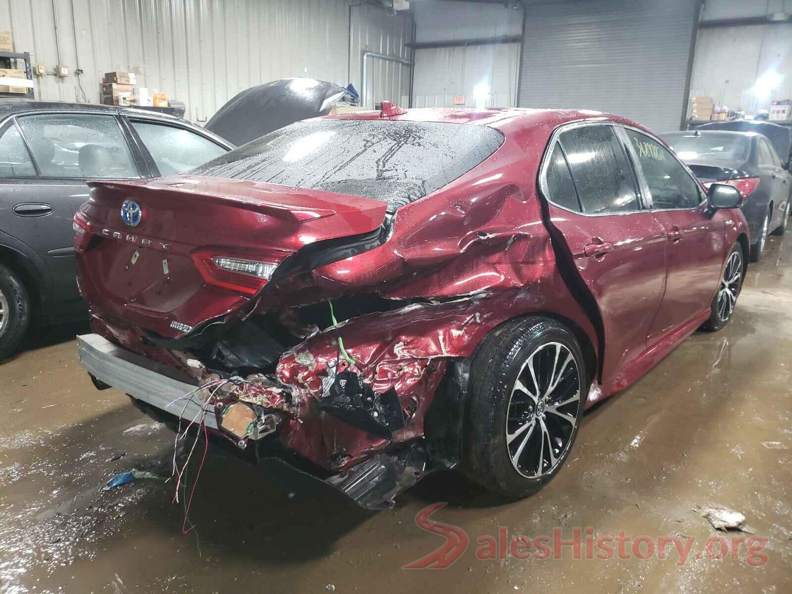 4T1B21HK2JU510824 2018 TOYOTA CAMRY