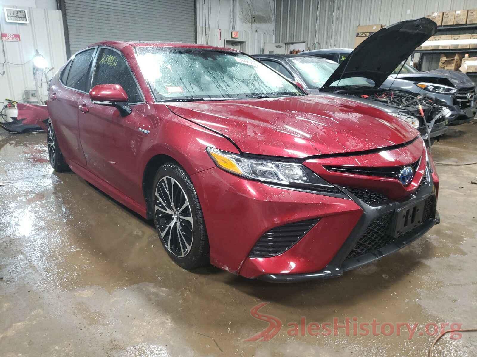 4T1B21HK2JU510824 2018 TOYOTA CAMRY