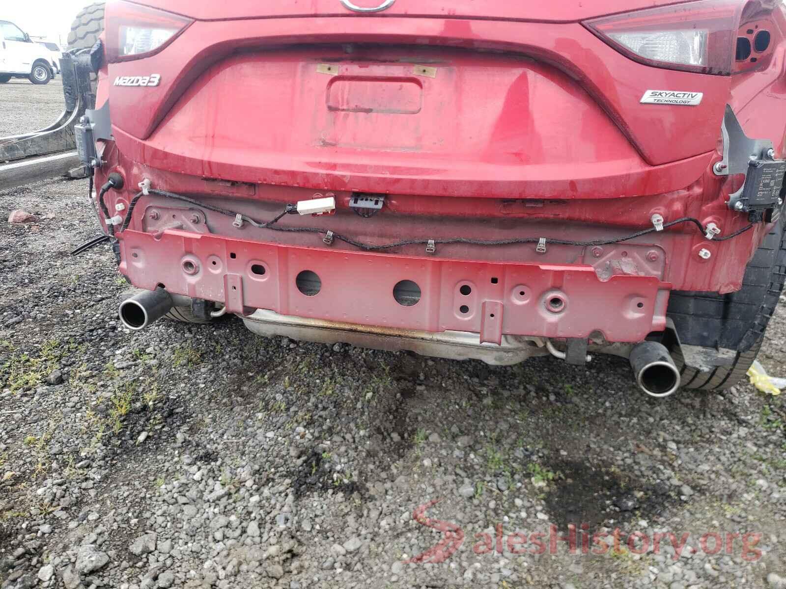 JM1BN1M32H1104032 2017 MAZDA 3