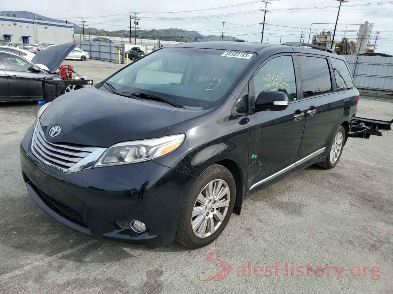 5TDYZ3DC5HS840072 2017 TOYOTA SIENNA