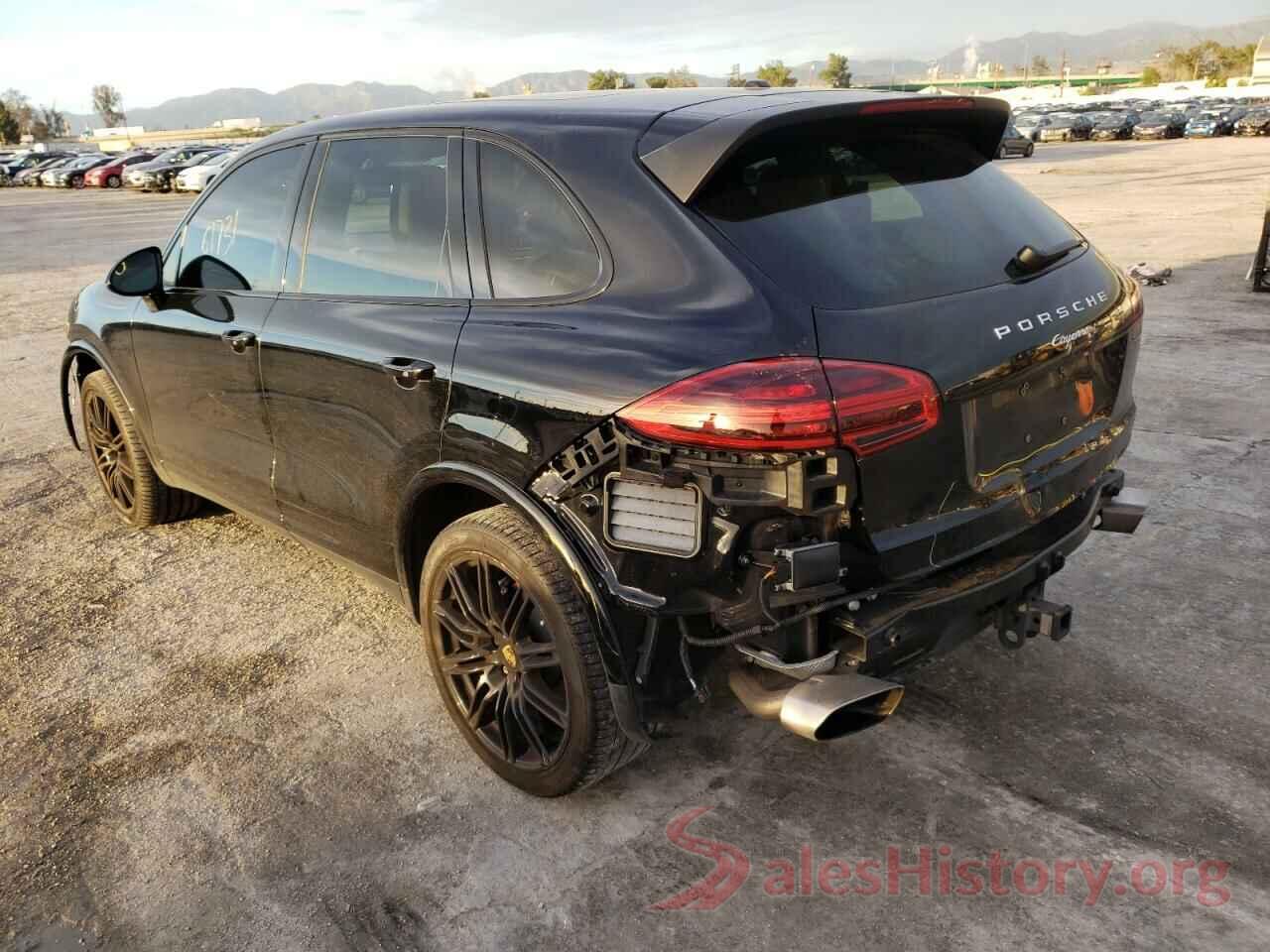 WP1AA2A24HKA91236 2017 PORSCHE CAYENNE