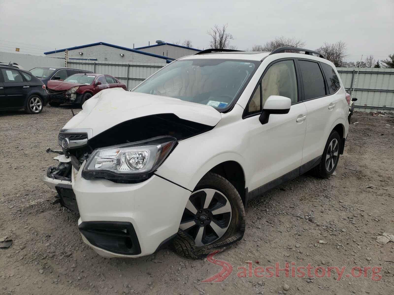 JF2SJAEC8JH481537 2018 SUBARU FORESTER