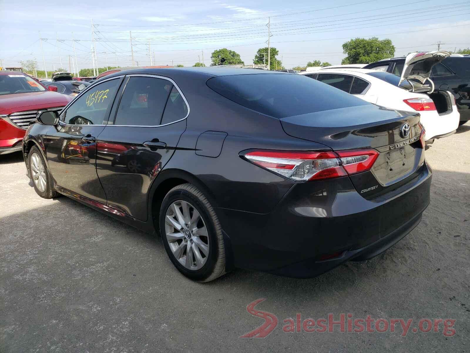 4T1B11HK8JU148016 2018 TOYOTA CAMRY