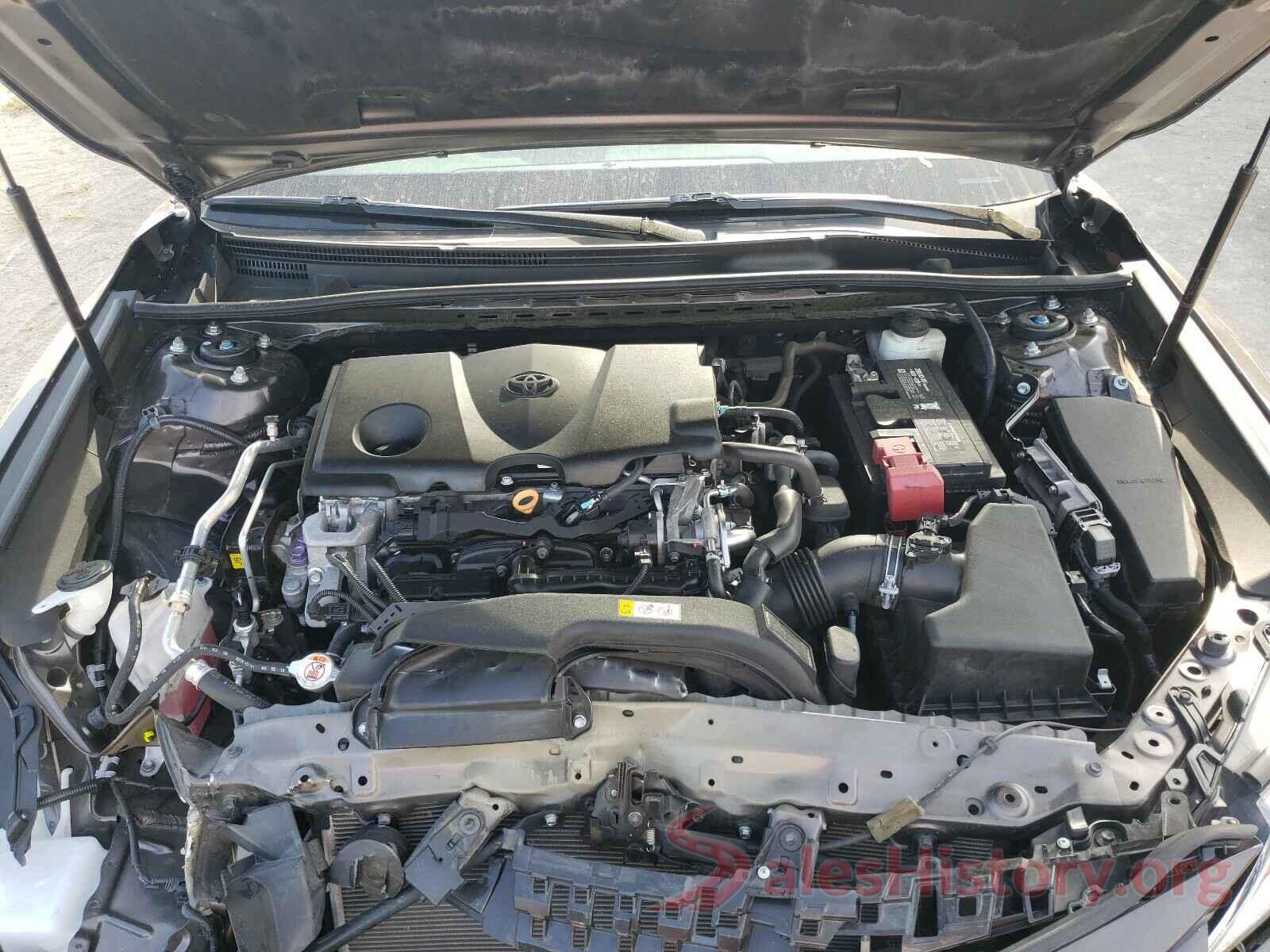 4T1B11HK8JU148016 2018 TOYOTA CAMRY