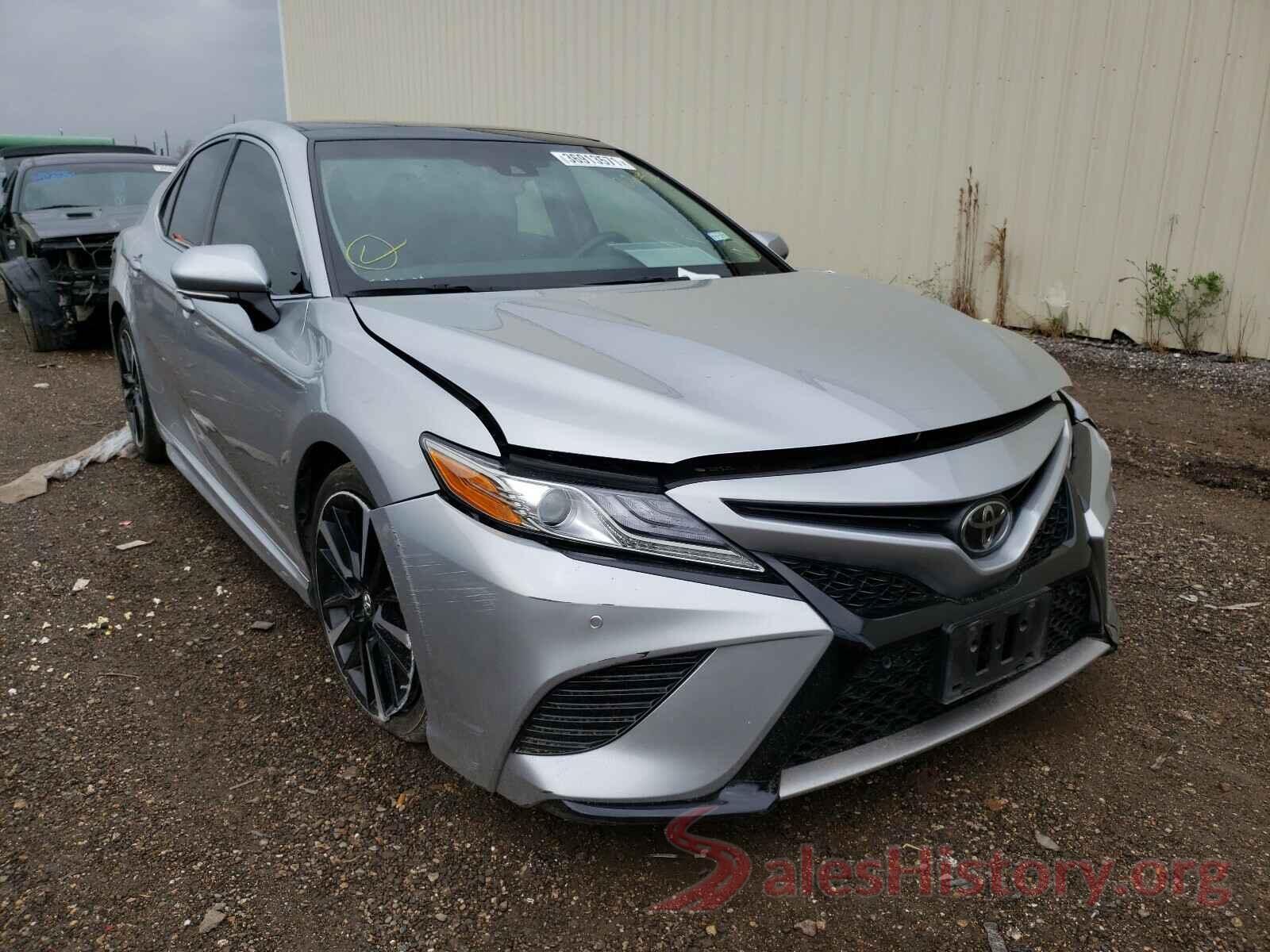 4T1B61HK4JU126452 2018 TOYOTA CAMRY