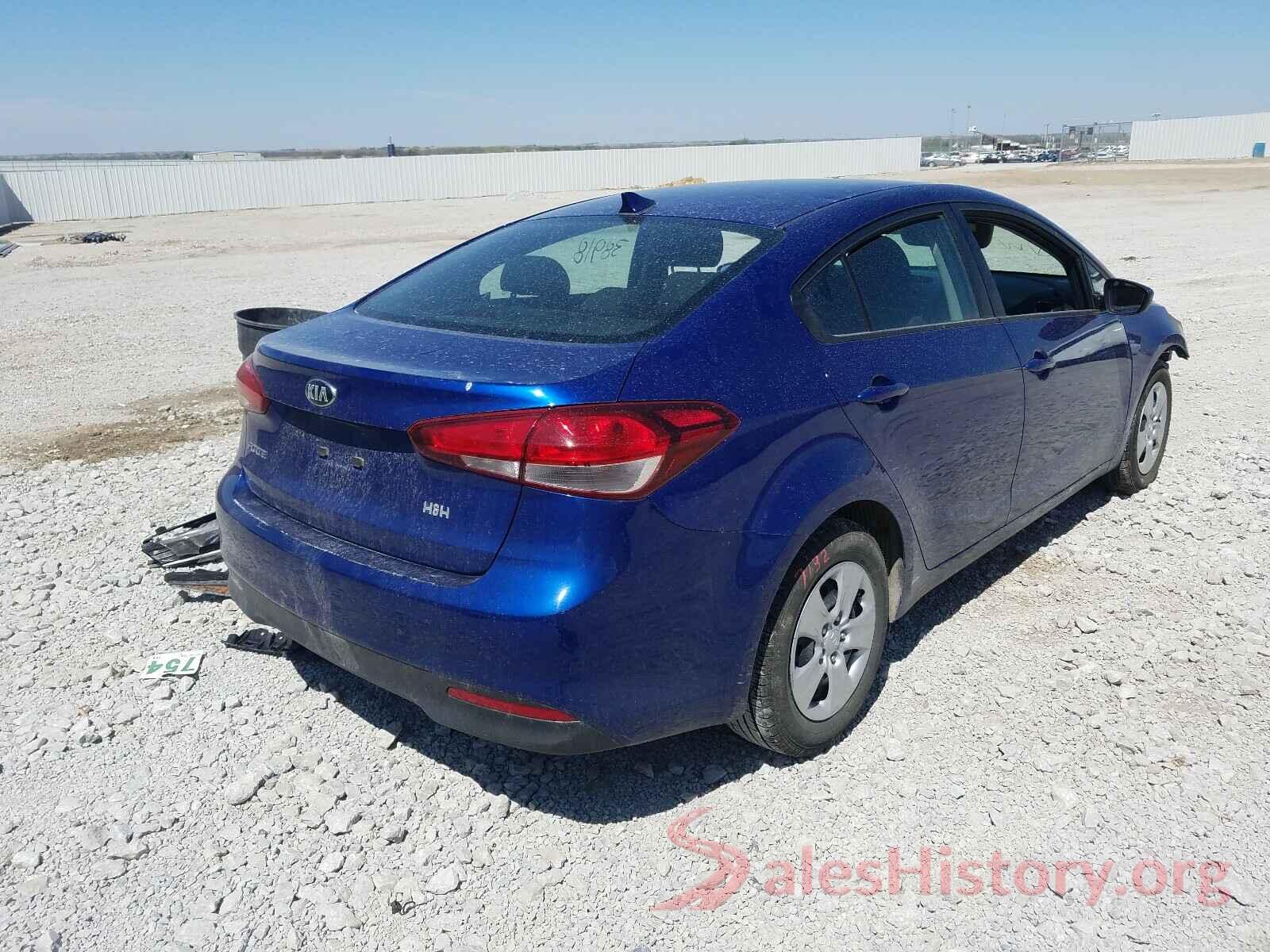 3KPFK4A7XHE062208 2017 KIA FORTE