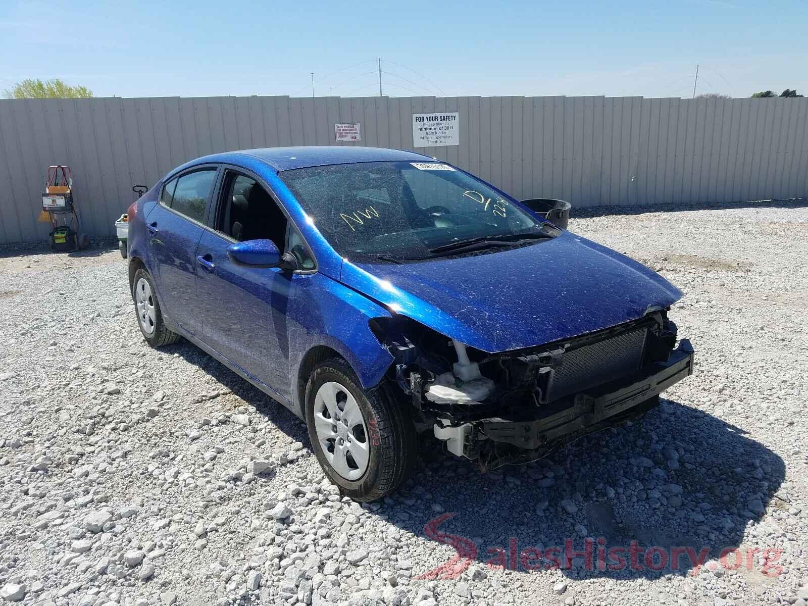 3KPFK4A7XHE062208 2017 KIA FORTE