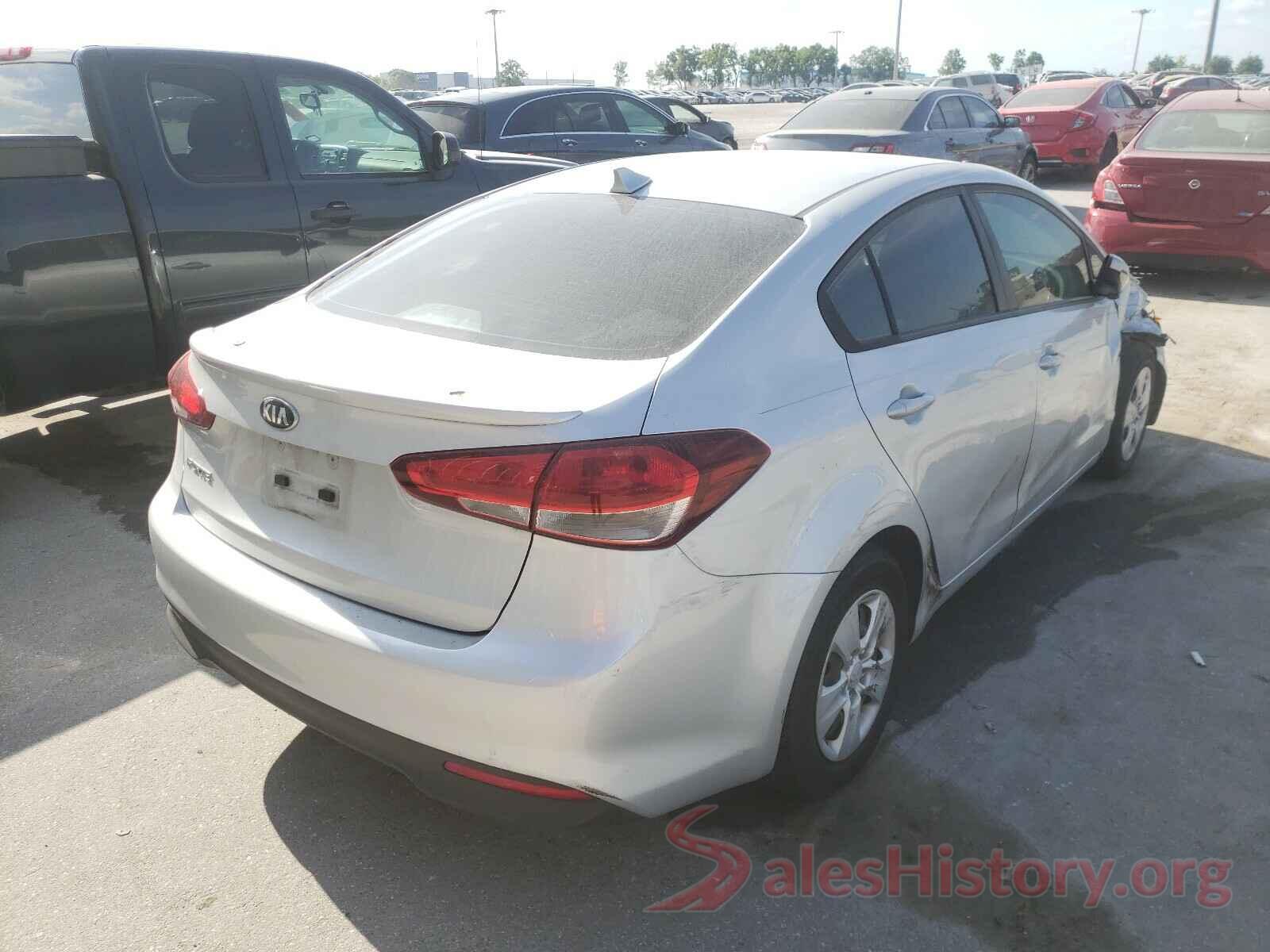 3KPFK4A7XJE181673 2018 KIA FORTE