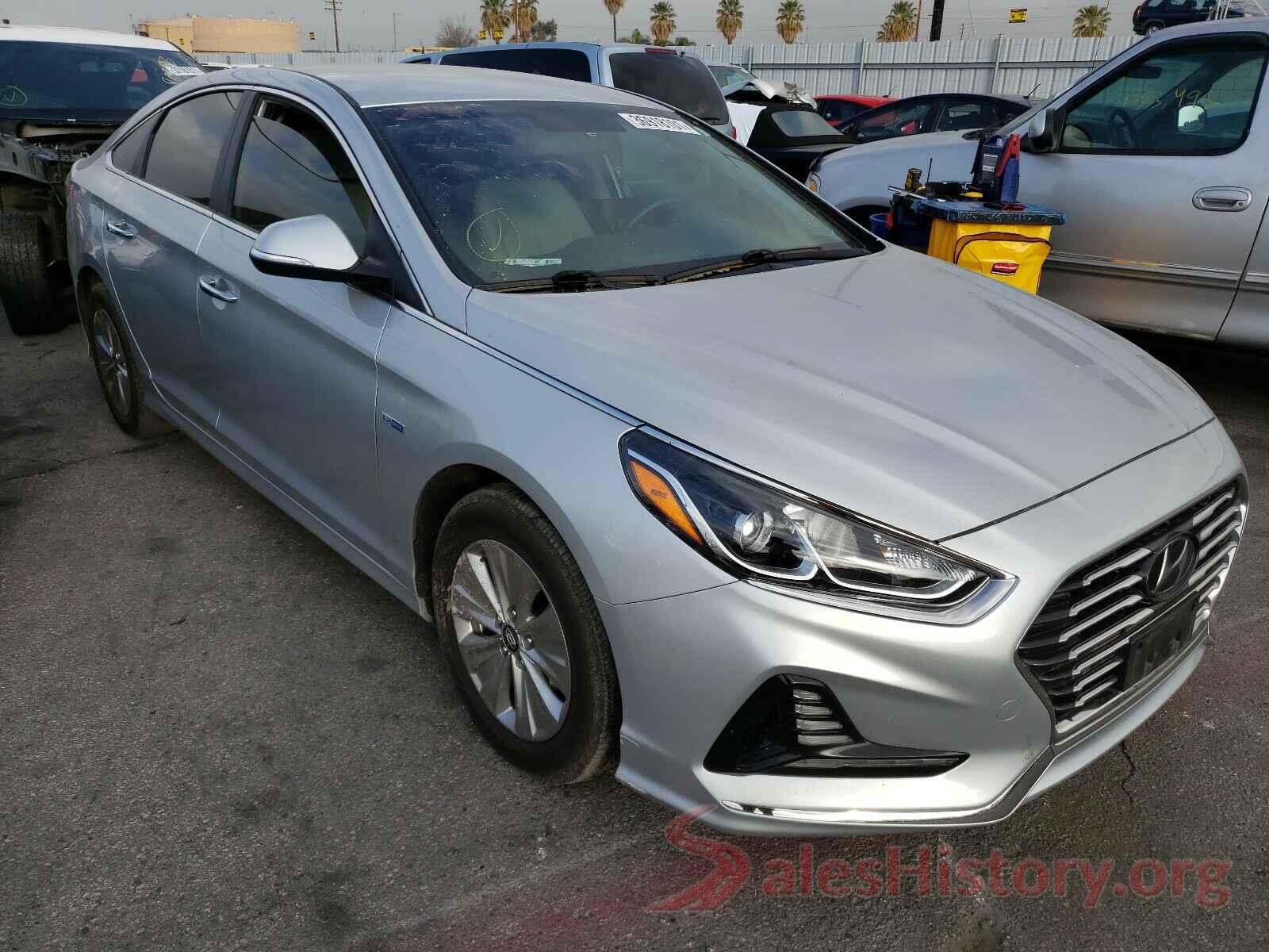 KMHE24L37JA083673 2018 HYUNDAI SONATA