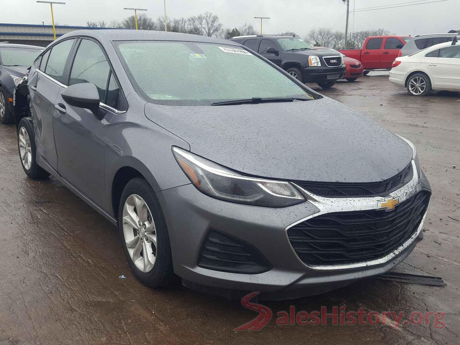 1G1BE5SM3K7139274 2019 CHEVROLET CRUZE