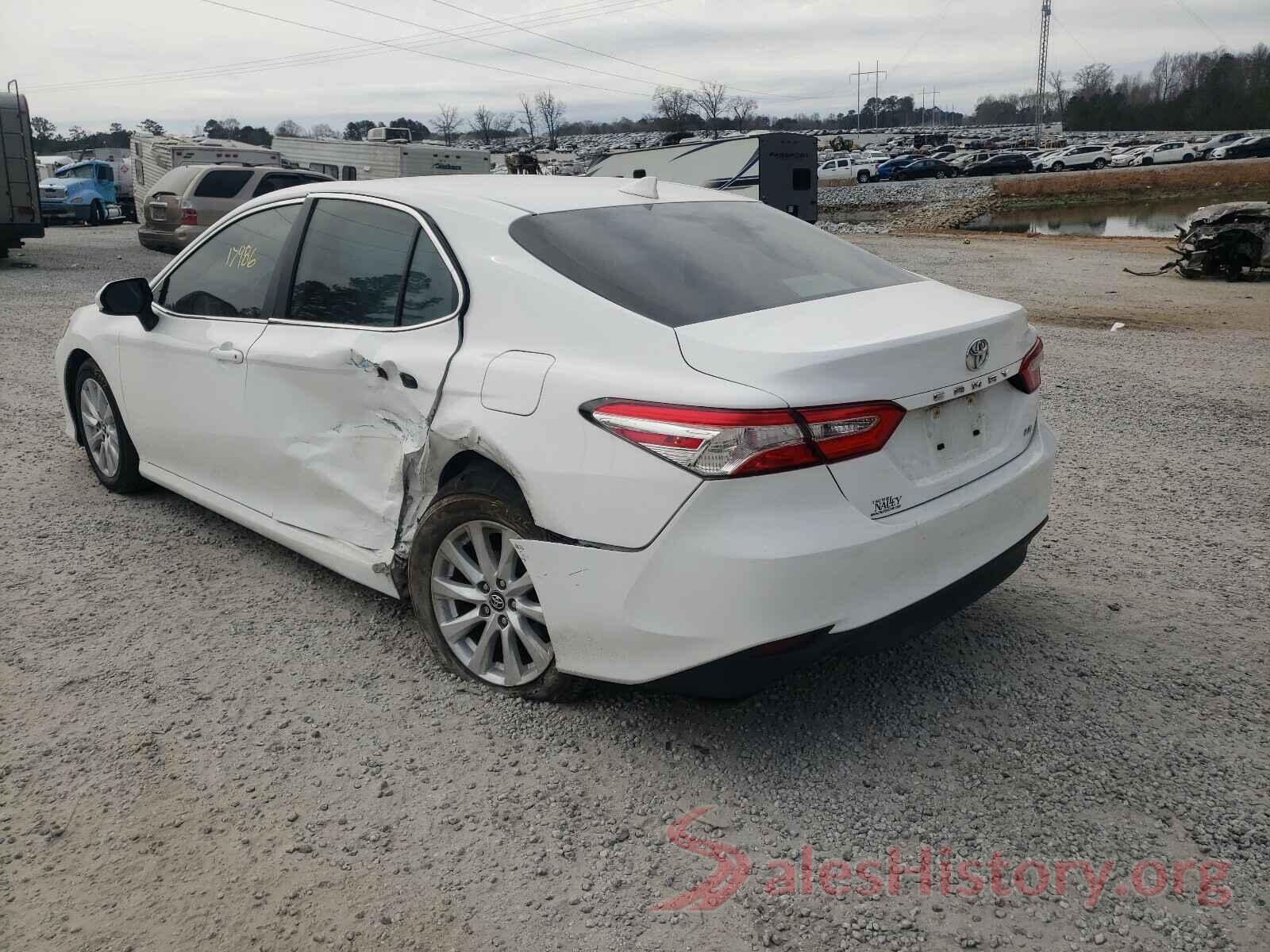 4T1B11HK3KU173083 2019 TOYOTA CAMRY