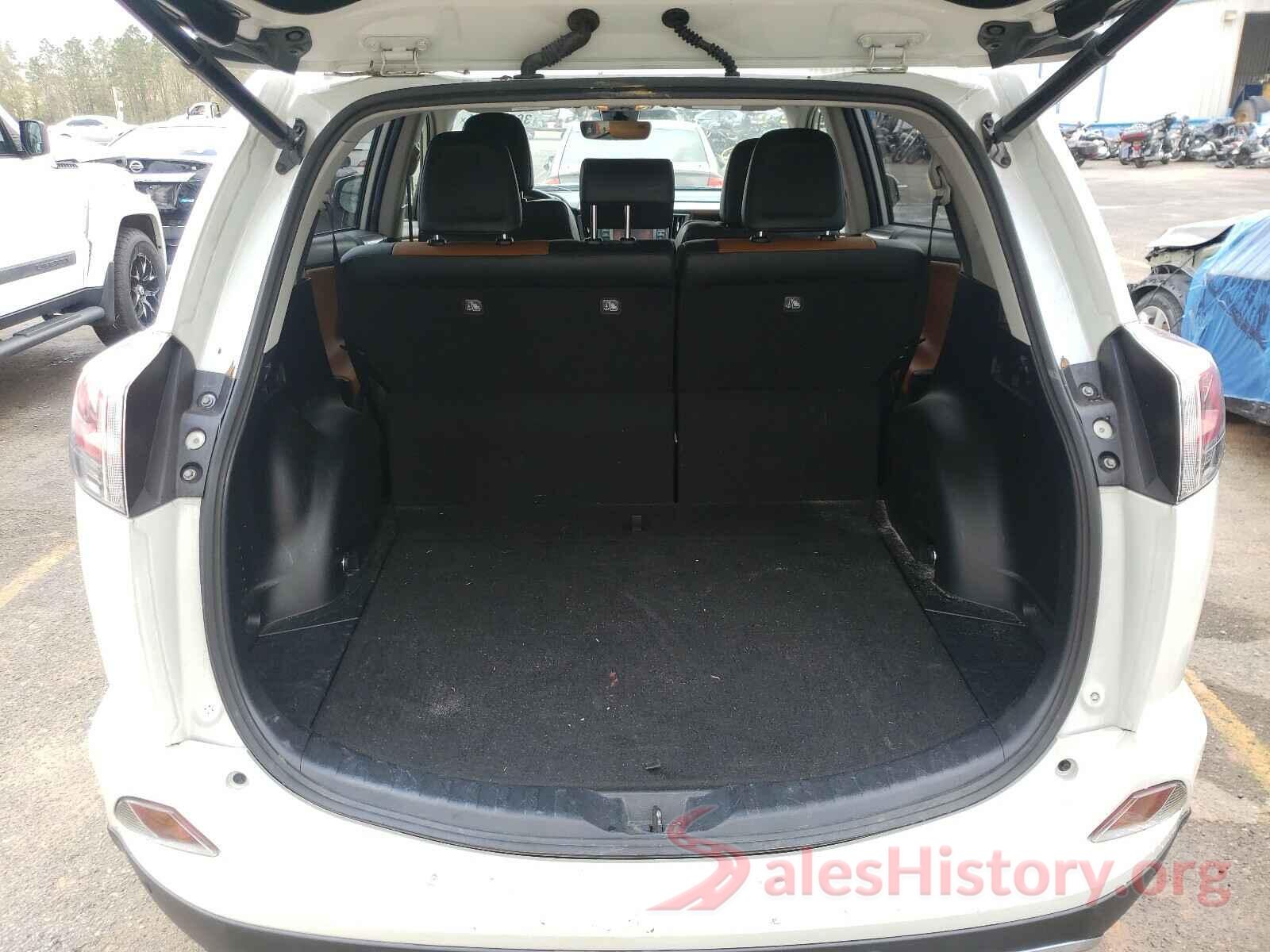 JTMYFREV1HJ105050 2017 TOYOTA RAV4