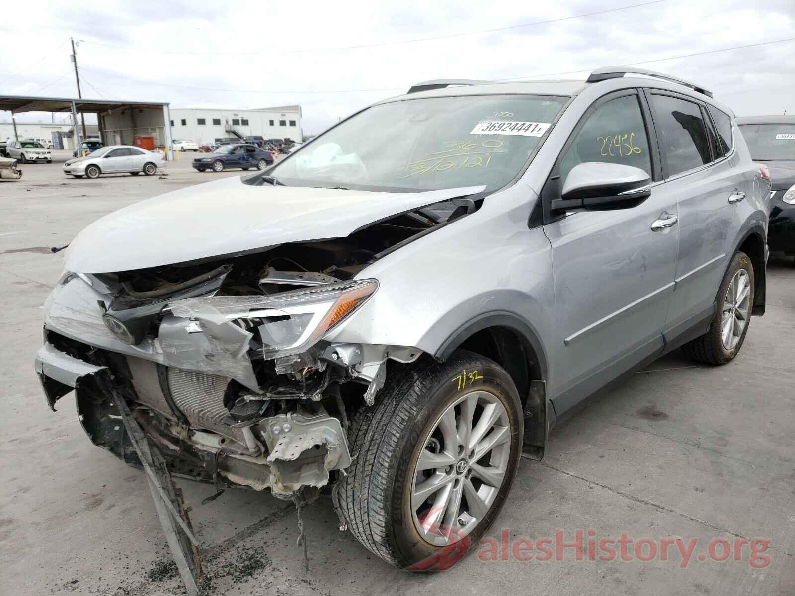 2T3YFREV1JW416033 2018 TOYOTA RAV4