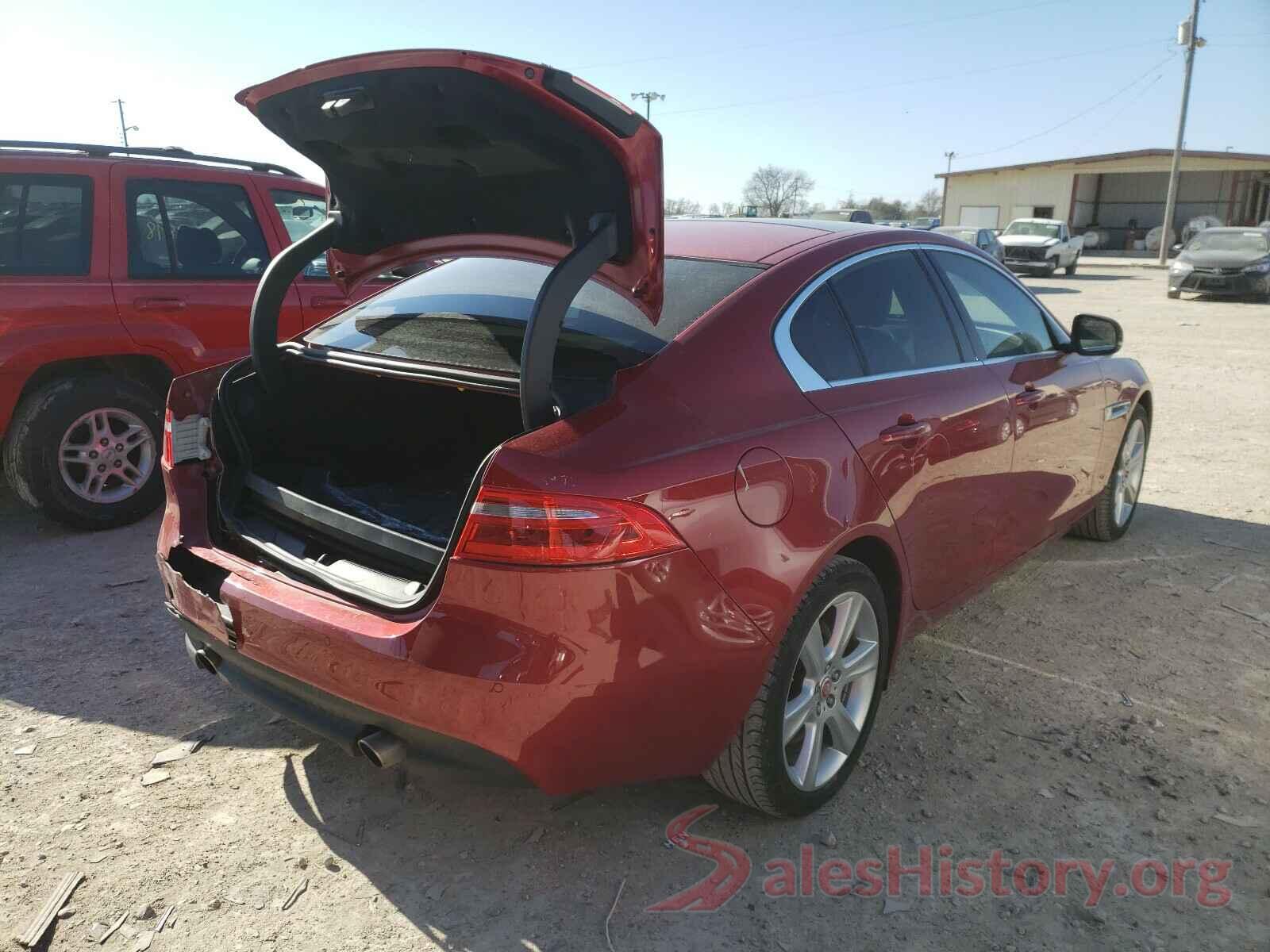 SAJAK4FX6JCP31768 2018 JAGUAR XE