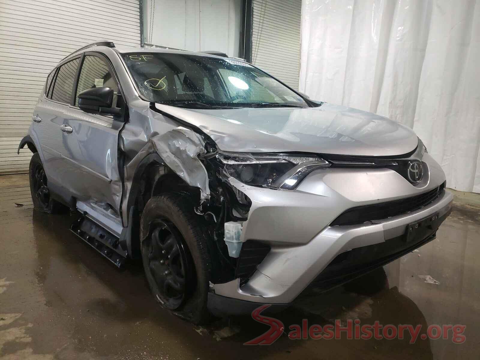 JTMBFREV2JJ258242 2018 TOYOTA RAV4