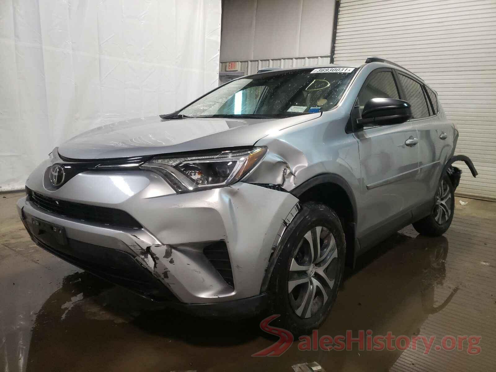 JTMBFREV2JJ258242 2018 TOYOTA RAV4