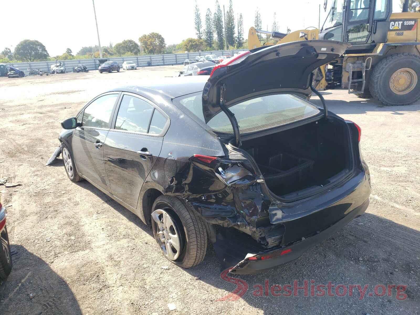 3KPFK4A77JE196938 2018 KIA FORTE