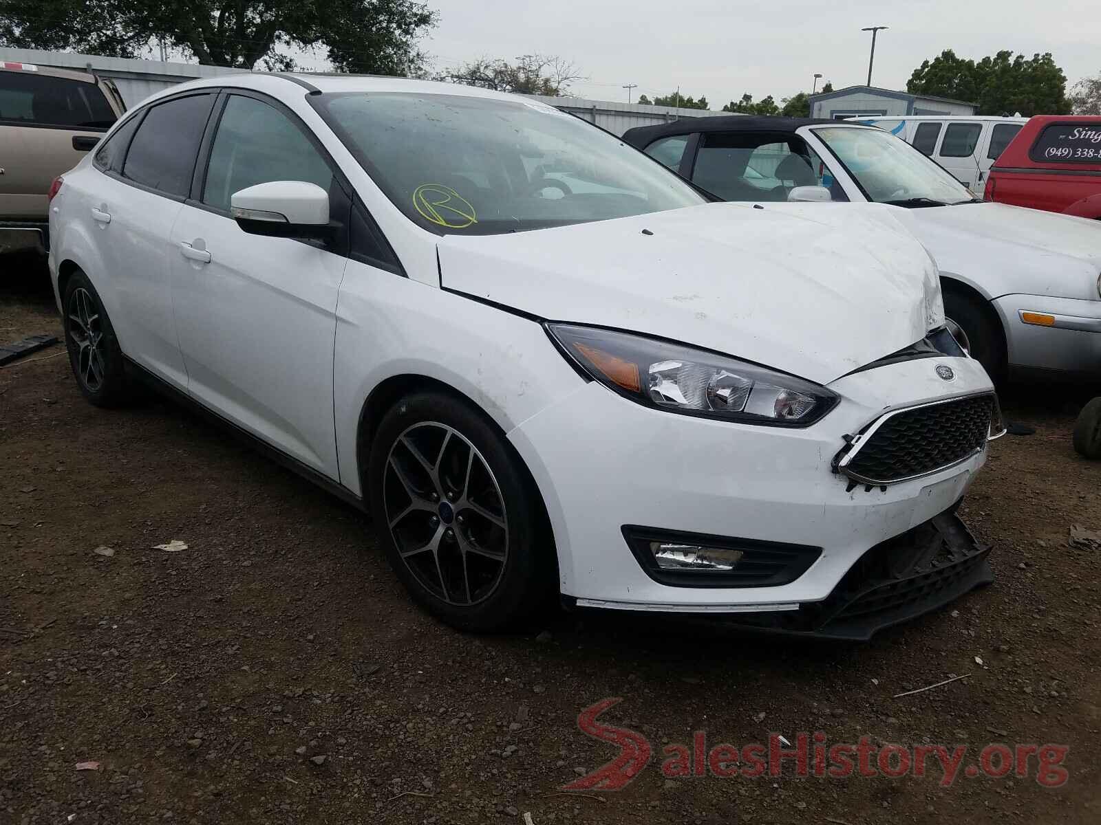 1FADP3H26JL217370 2018 FORD FOCUS