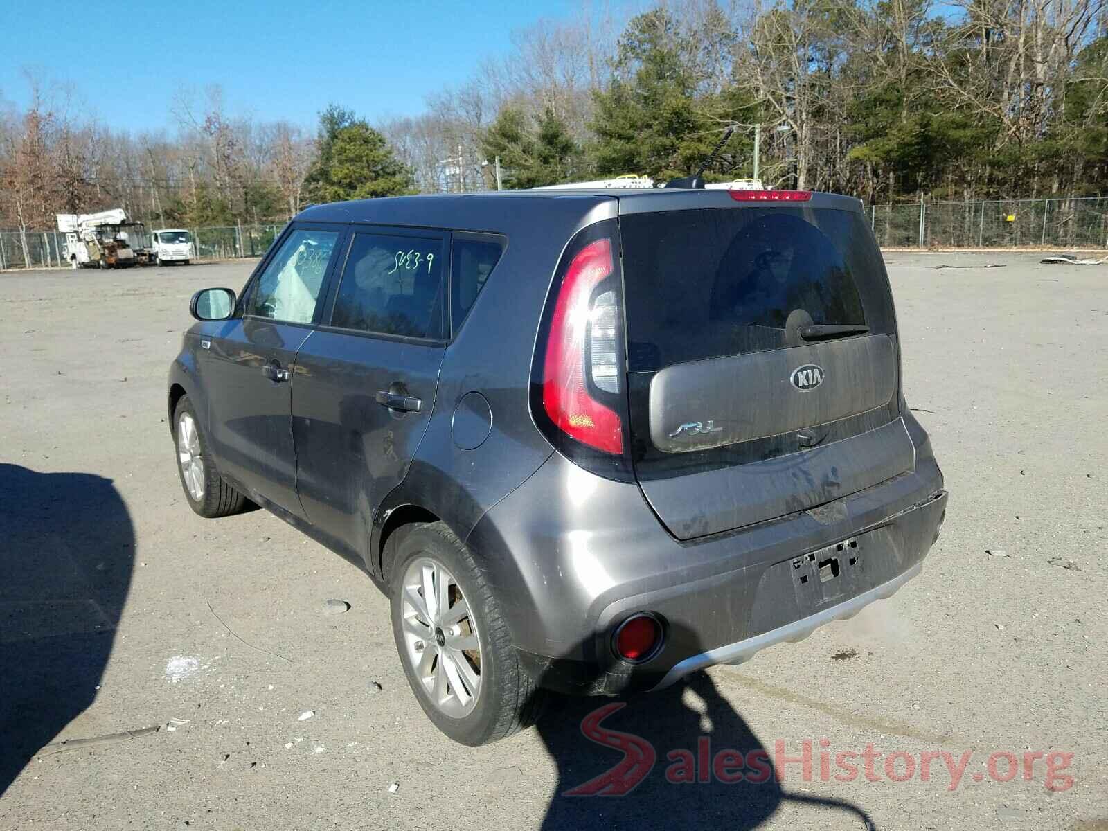 KNDJP3A52J7619395 2018 KIA SOUL