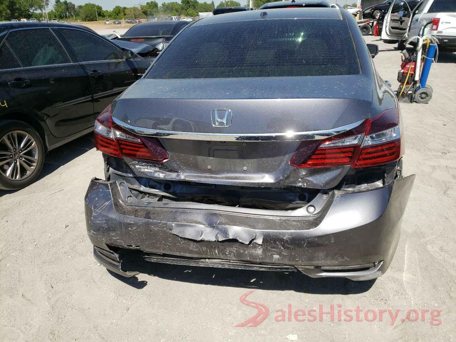 1HGCR2F72HA260216 2017 HONDA ACCORD