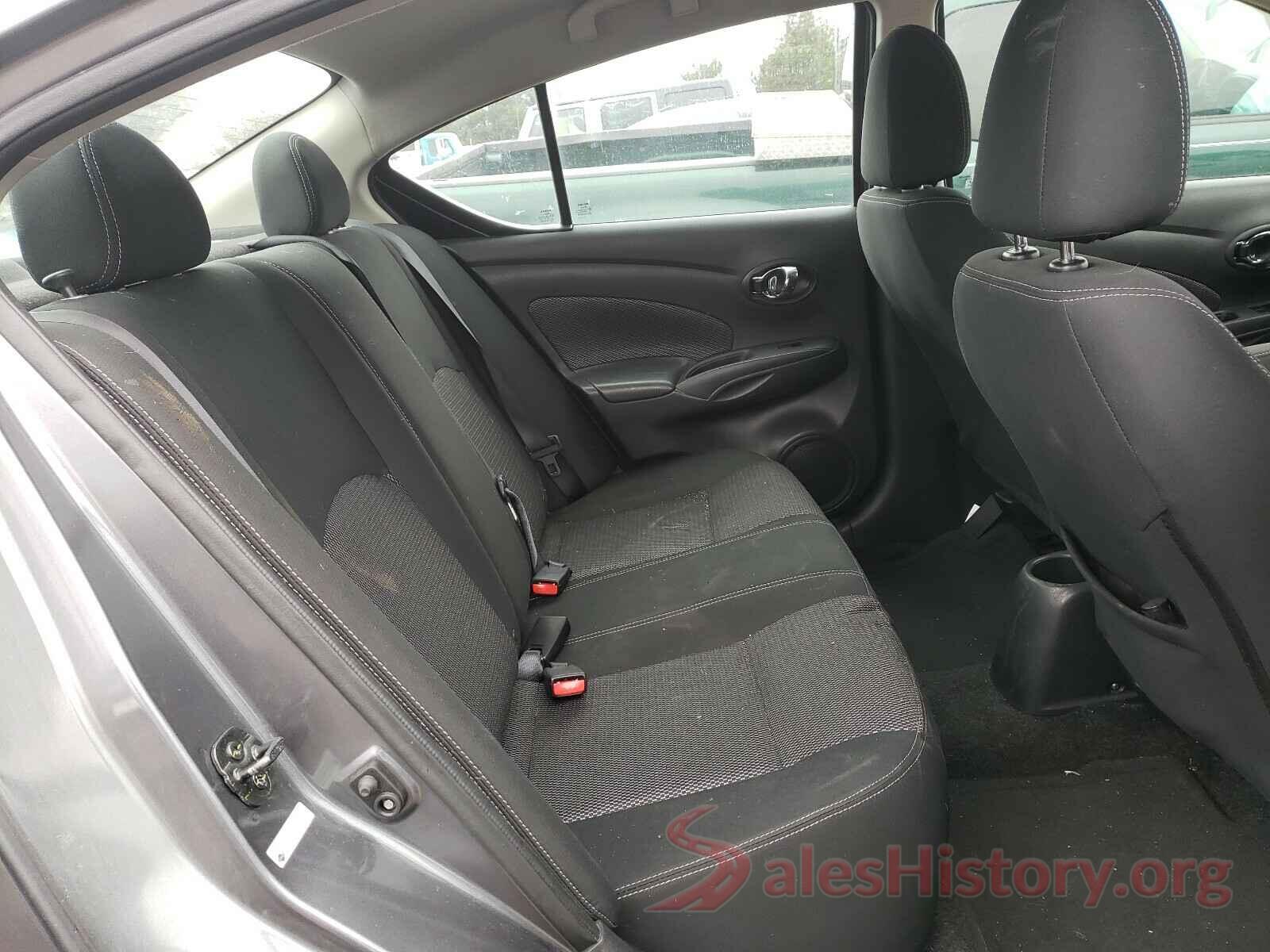 3N1CN7AP1JL814202 2018 NISSAN VERSA