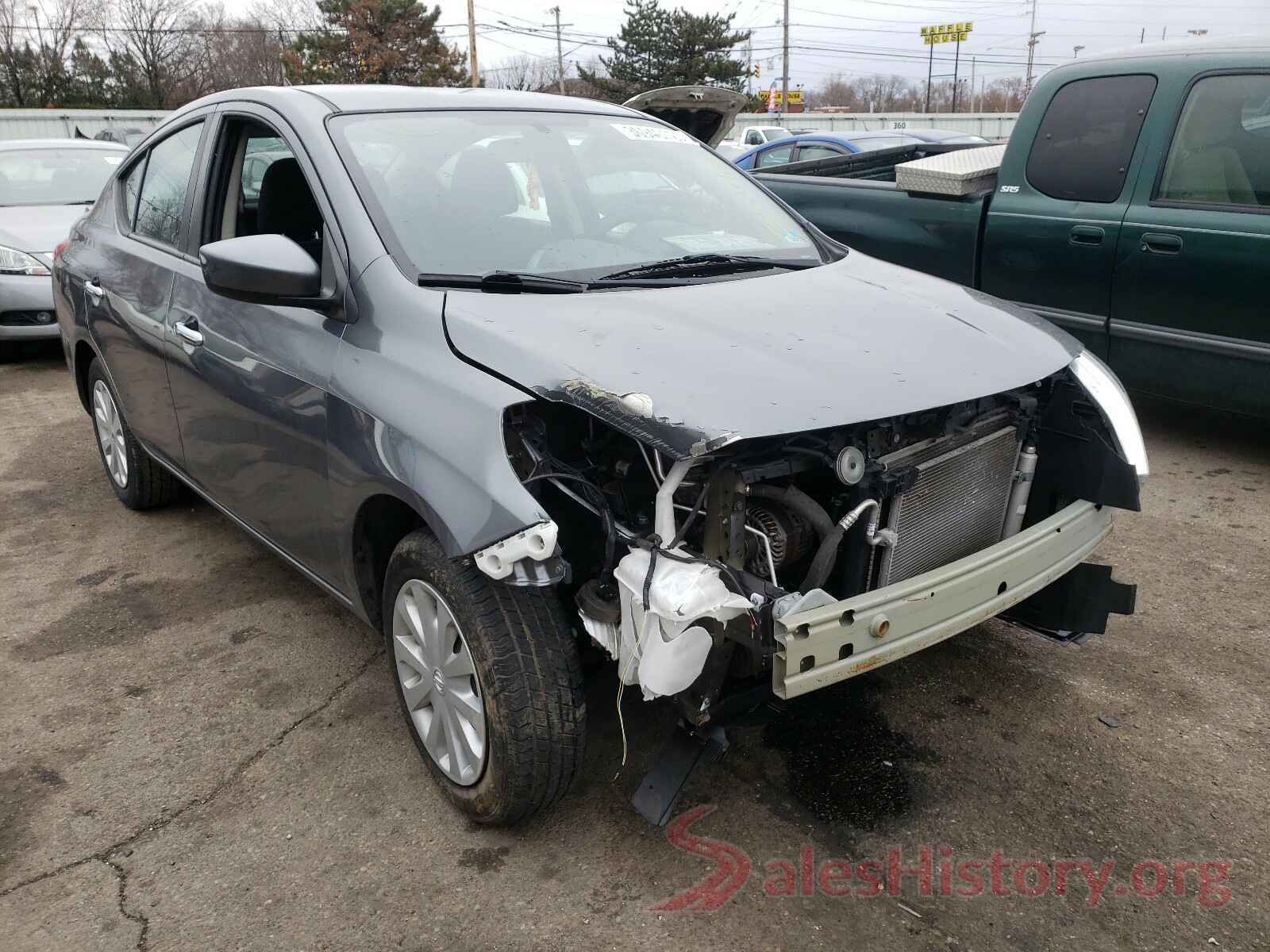 3N1CN7AP1JL814202 2018 NISSAN VERSA