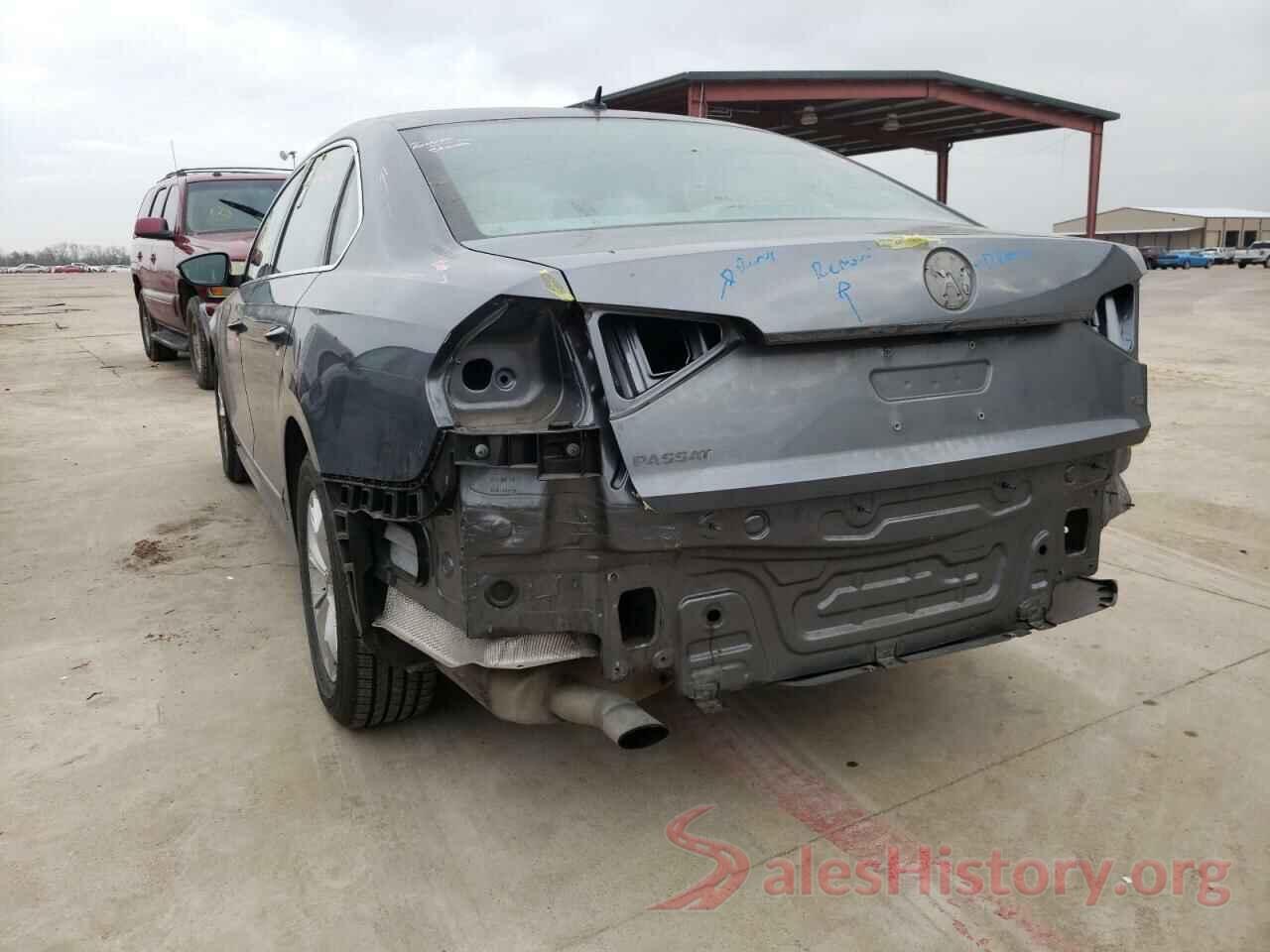 1VWAT7A32HC002367 2017 VOLKSWAGEN PASSAT