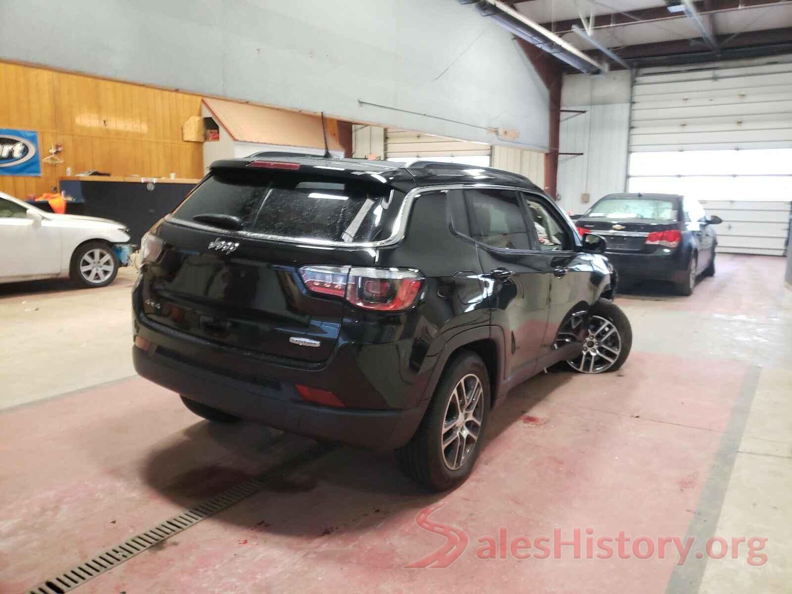 3C4NJDBB0JT100953 2018 JEEP COMPASS