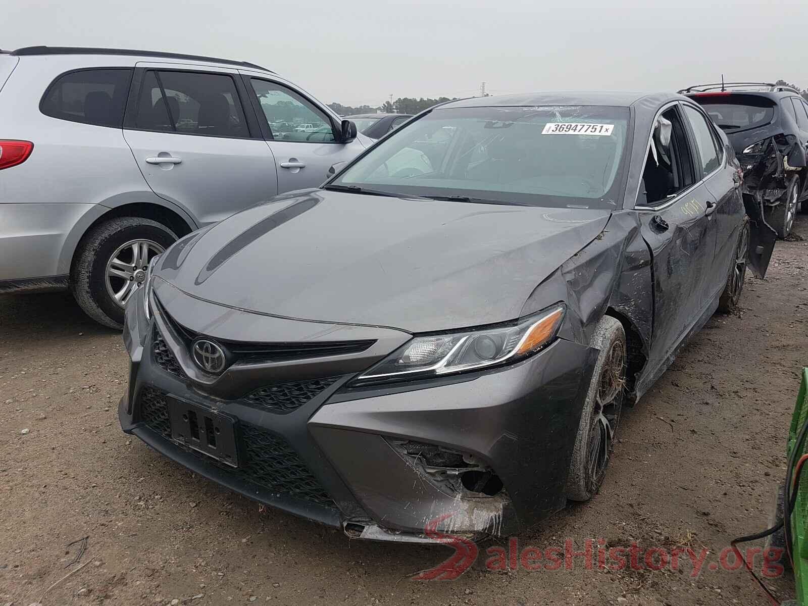 4T1B11HK2KU741694 2019 TOYOTA CAMRY