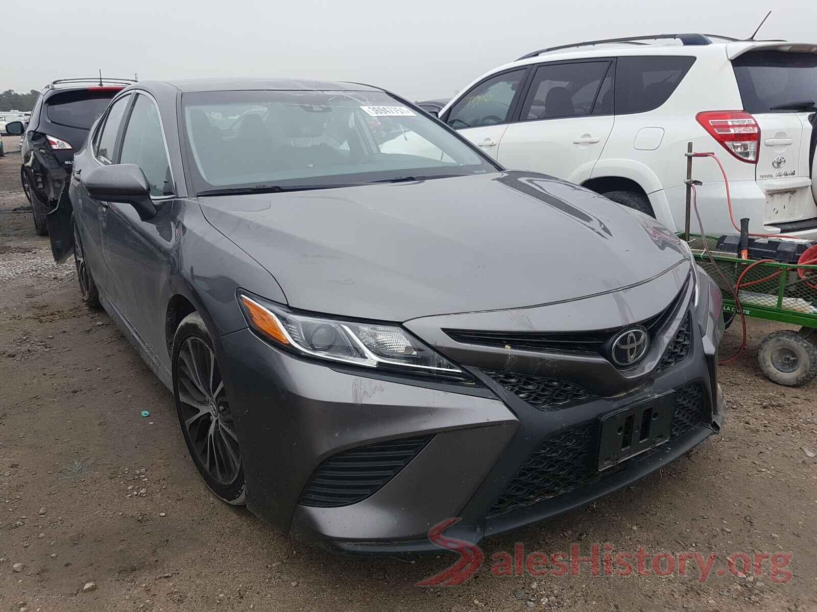 4T1B11HK2KU741694 2019 TOYOTA CAMRY