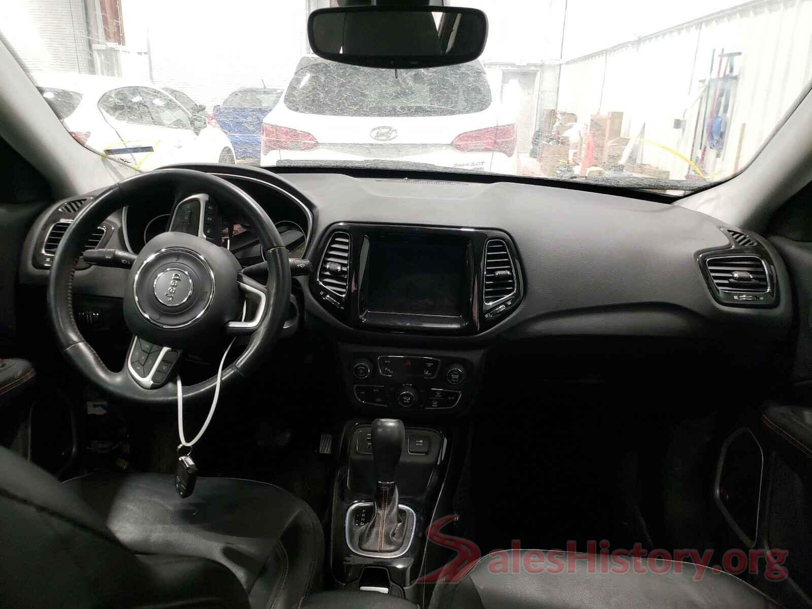 3C4NJCCB4KT700045 2019 JEEP COMPASS