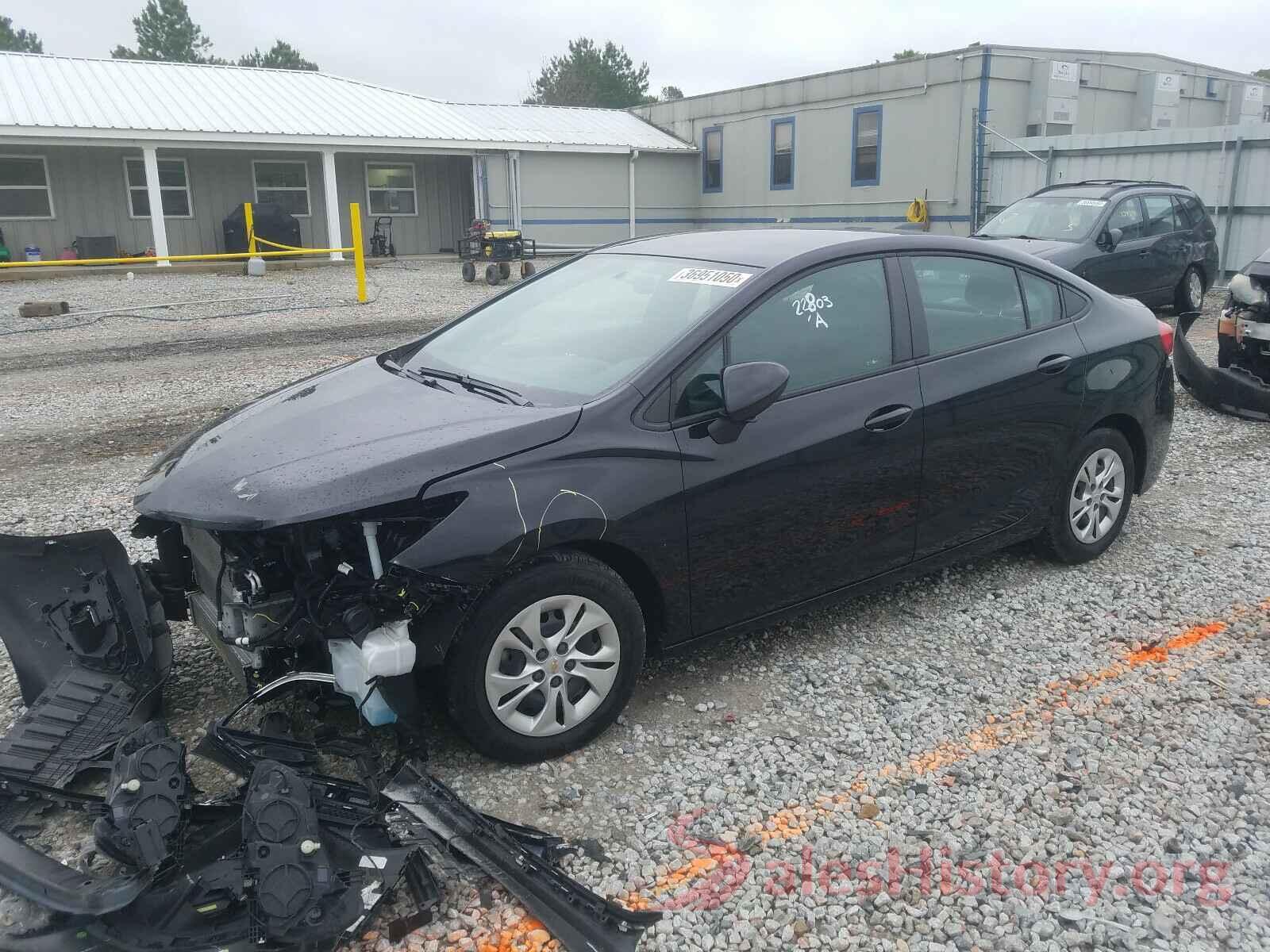 1G1BJ5SM1K7105698 2019 CHEVROLET CRUZE