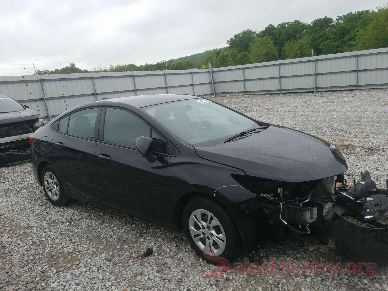 1G1BJ5SM1K7105698 2019 CHEVROLET CRUZE