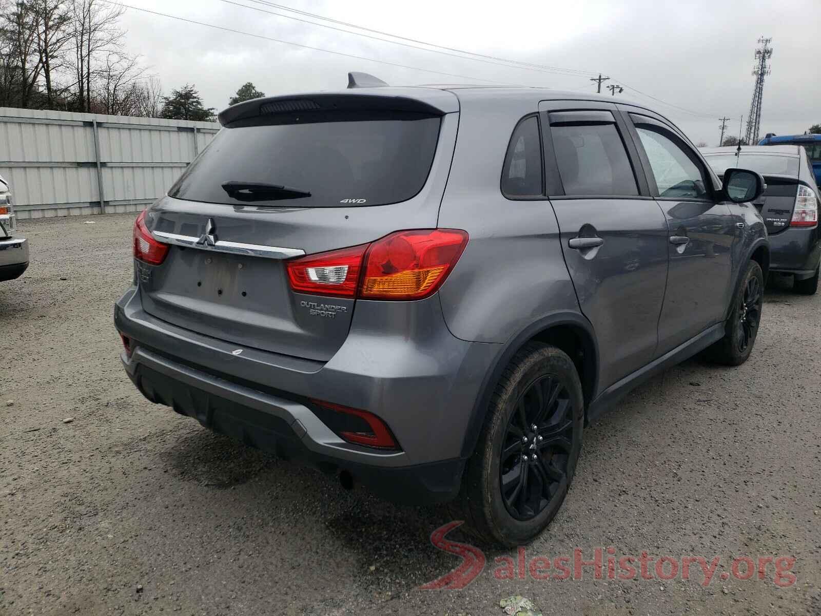 JA4AR3AU8JU004752 2018 MITSUBISHI OUTLANDER