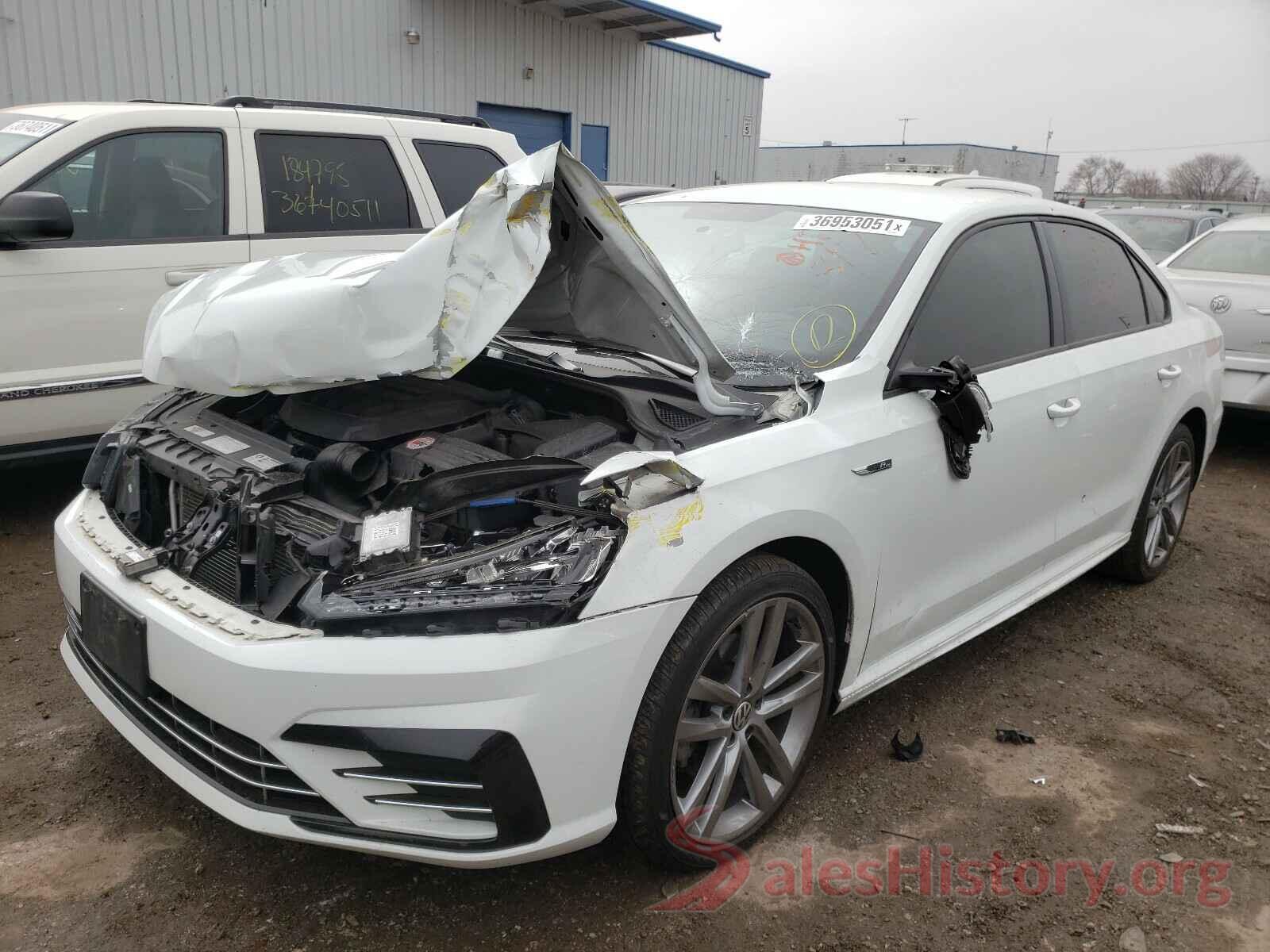 1VWAA7A33JC004026 2018 VOLKSWAGEN PASSAT