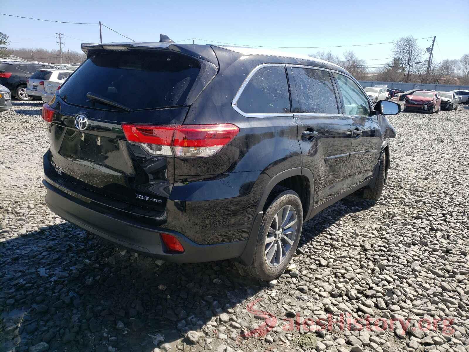 5TDJZRFH5KS618930 2019 TOYOTA HIGHLANDER