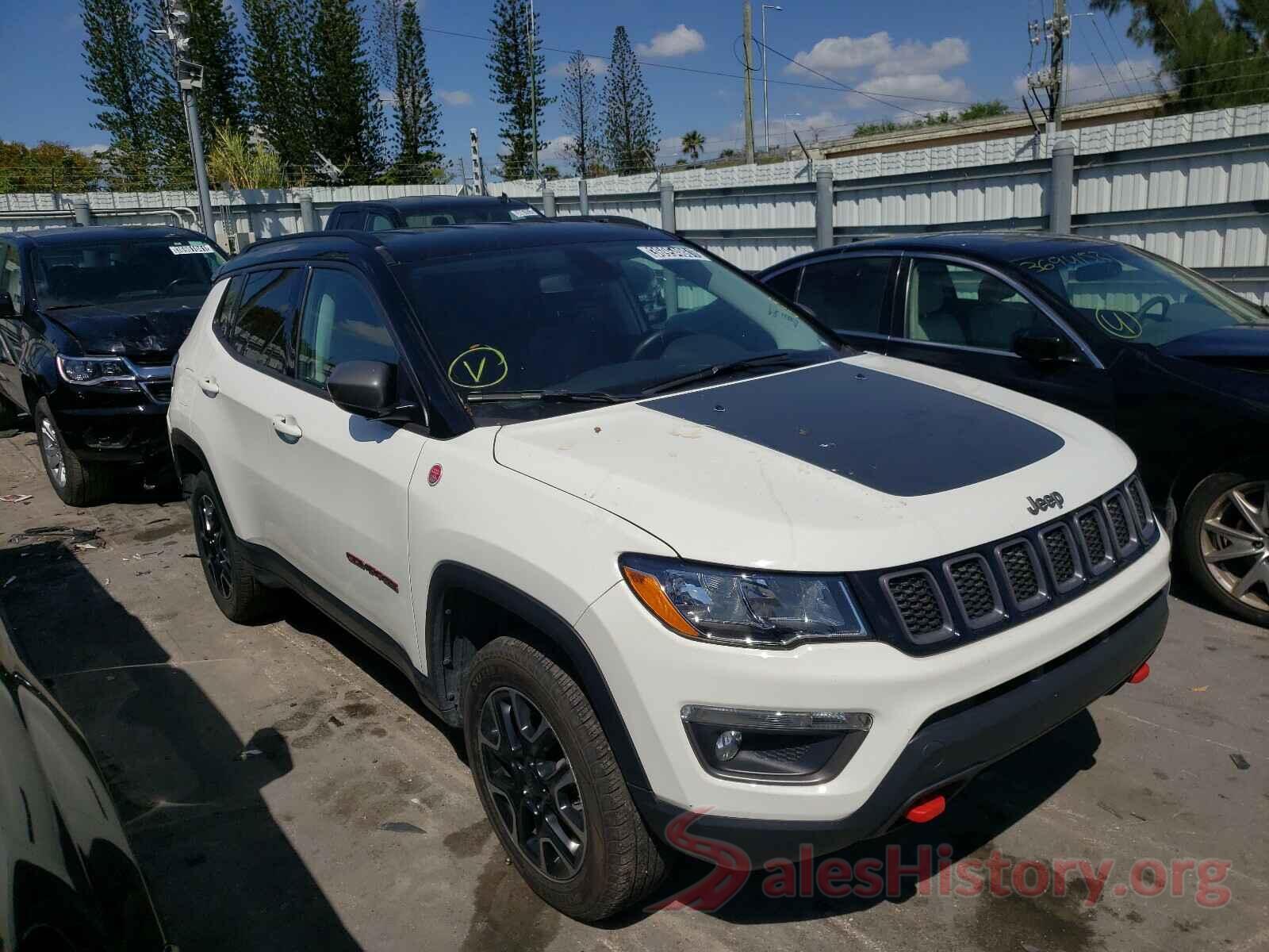 3C4NJDDB5KT744706 2019 JEEP COMPASS