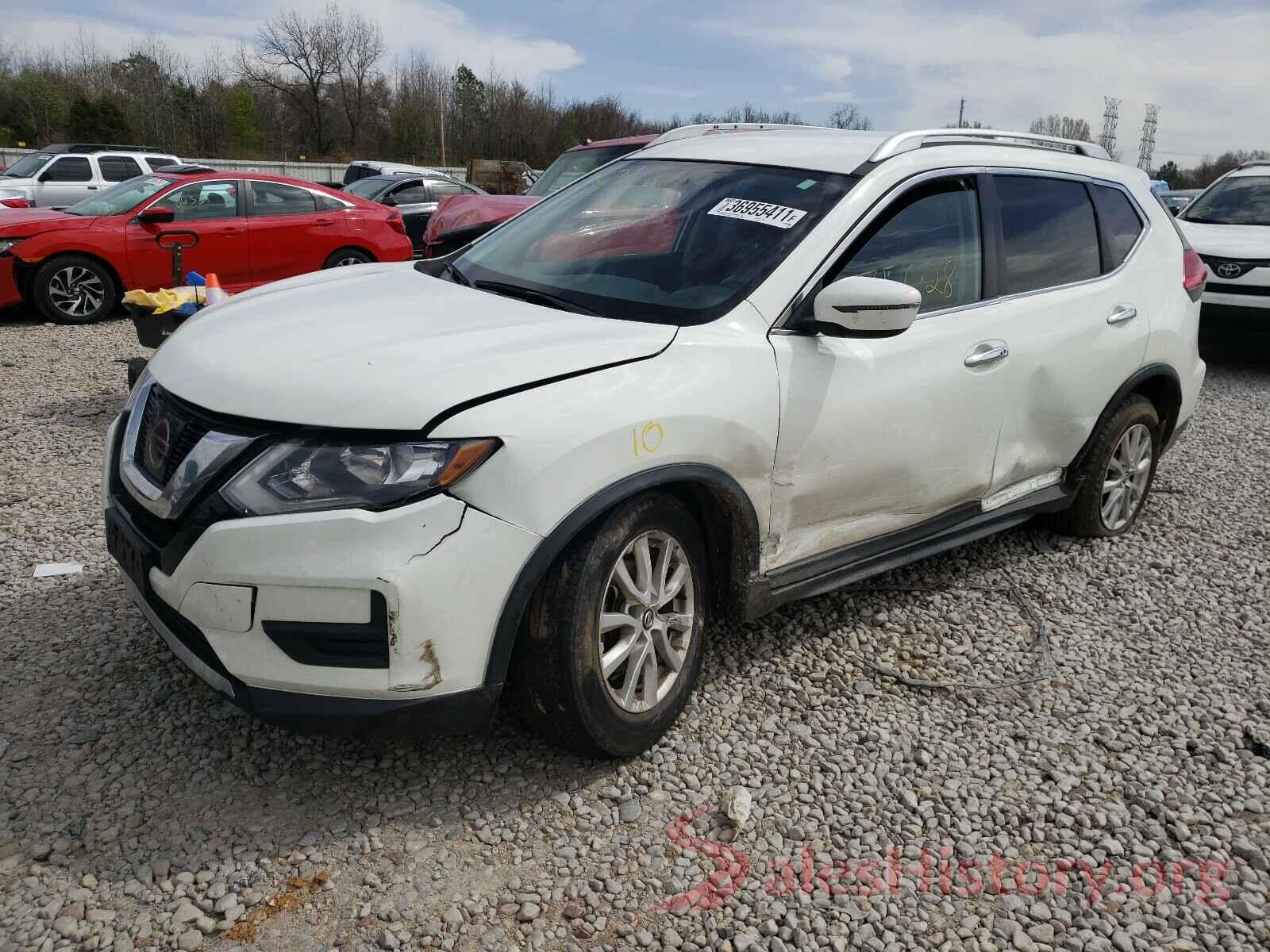 KNMAT2MV6HP592813 2017 NISSAN ROGUE