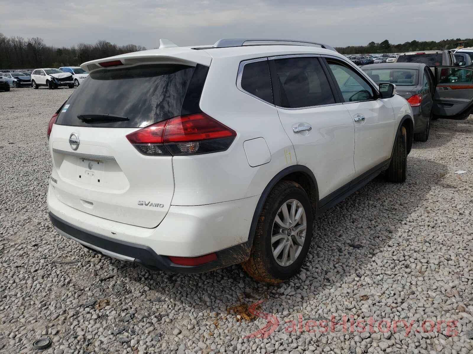 KNMAT2MV6HP592813 2017 NISSAN ROGUE