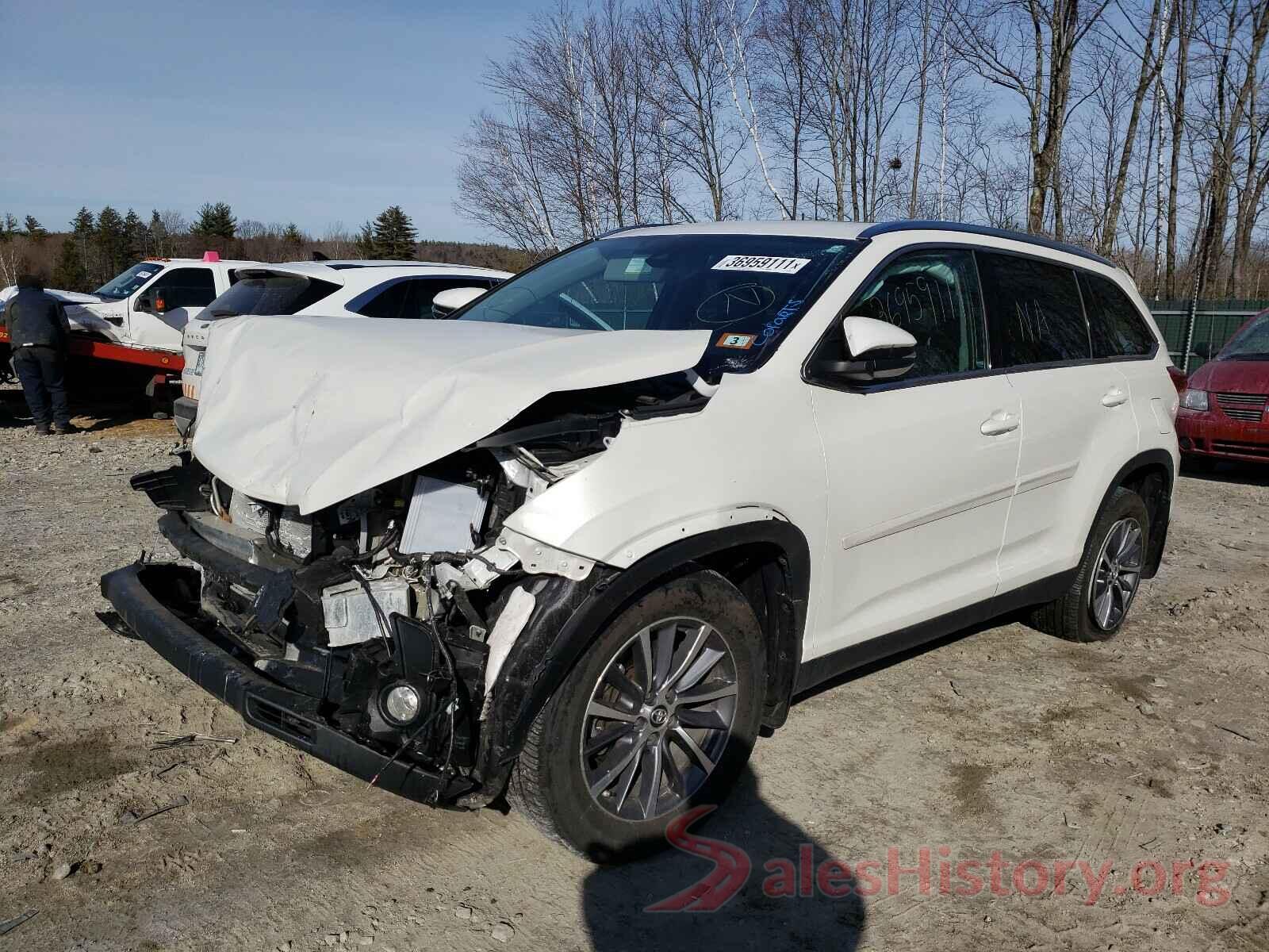 5TDJZRFHXKS624495 2019 TOYOTA HIGHLANDER