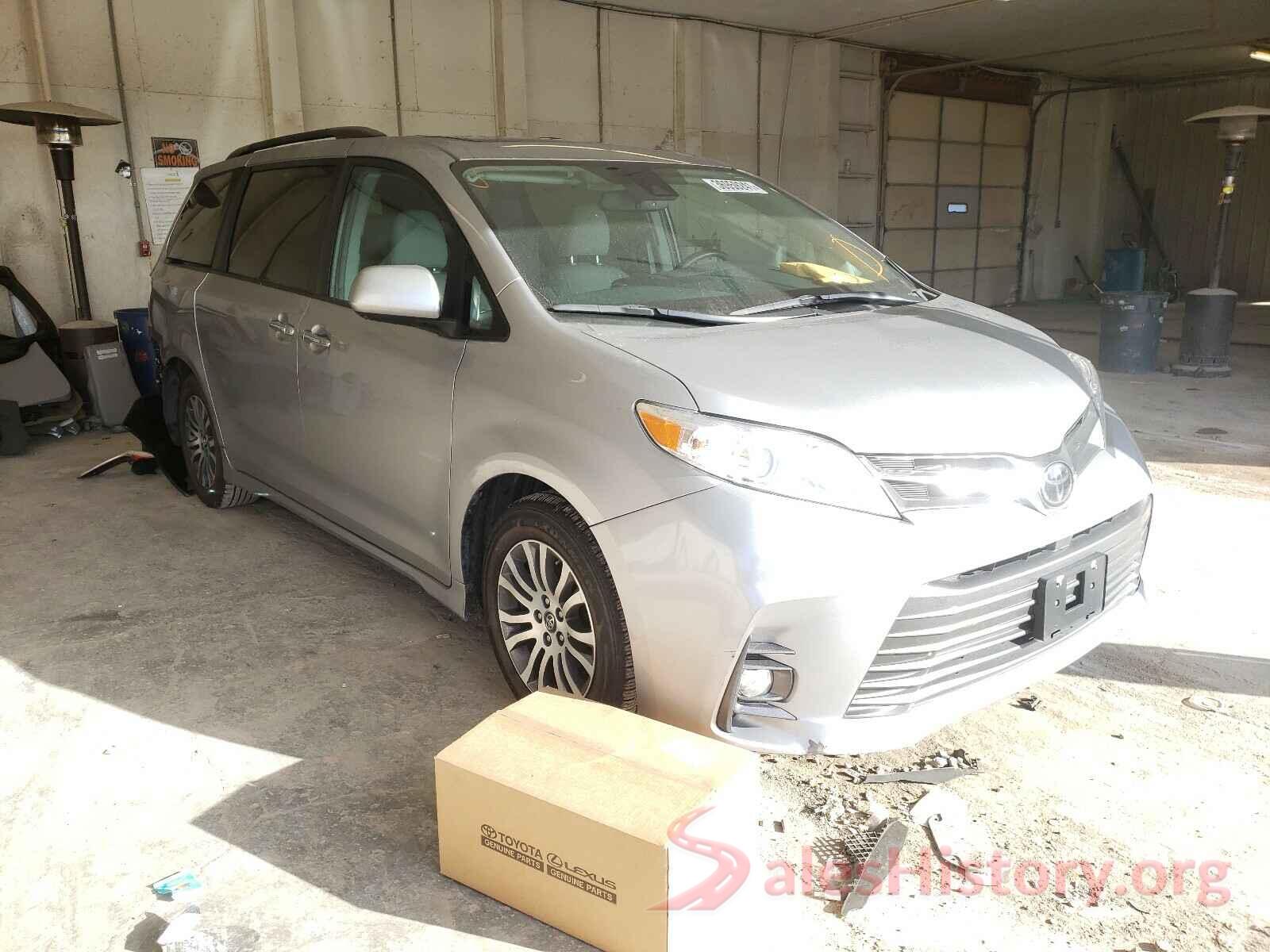 5TDYZ3DC6JS911446 2018 TOYOTA SIENNA