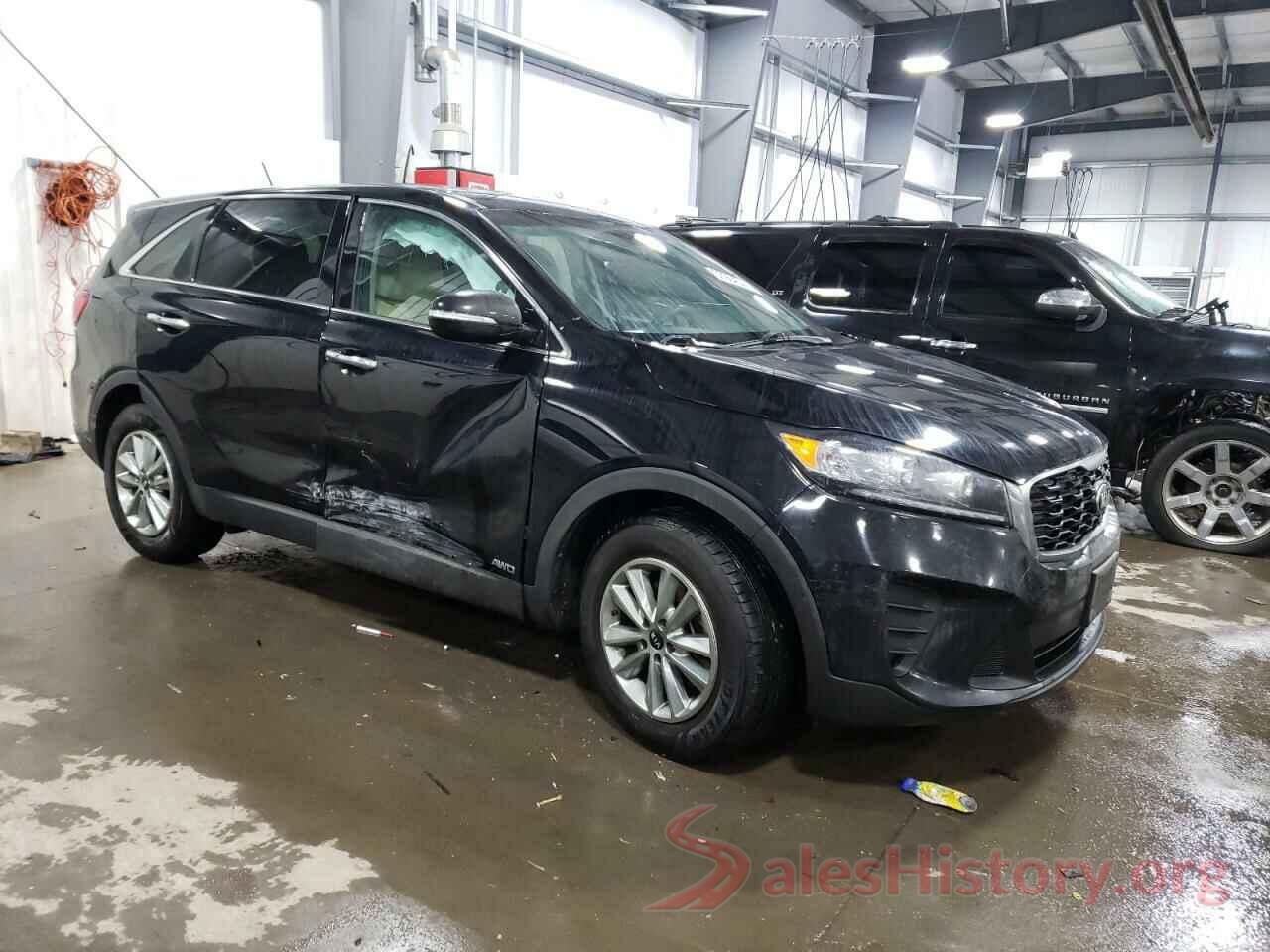 5XYPGDA56KG530546 2019 KIA SORENTO