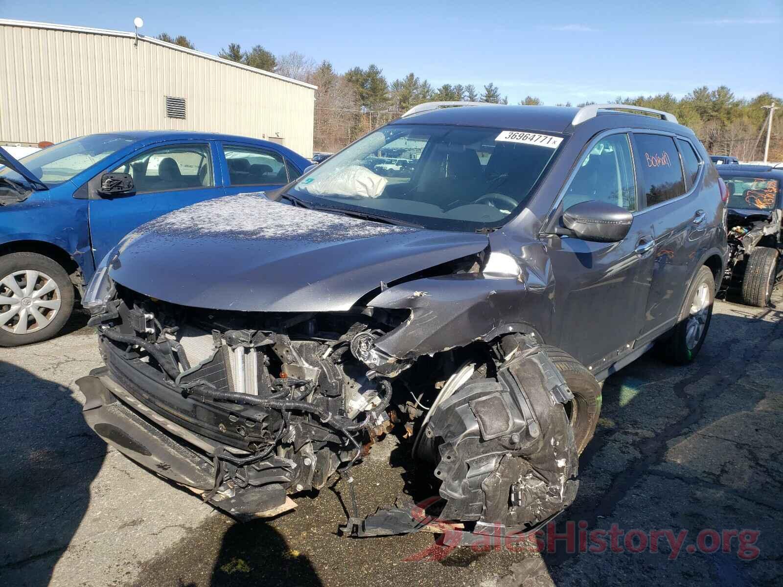 5N1AT2MV2JC701566 2018 NISSAN ROGUE