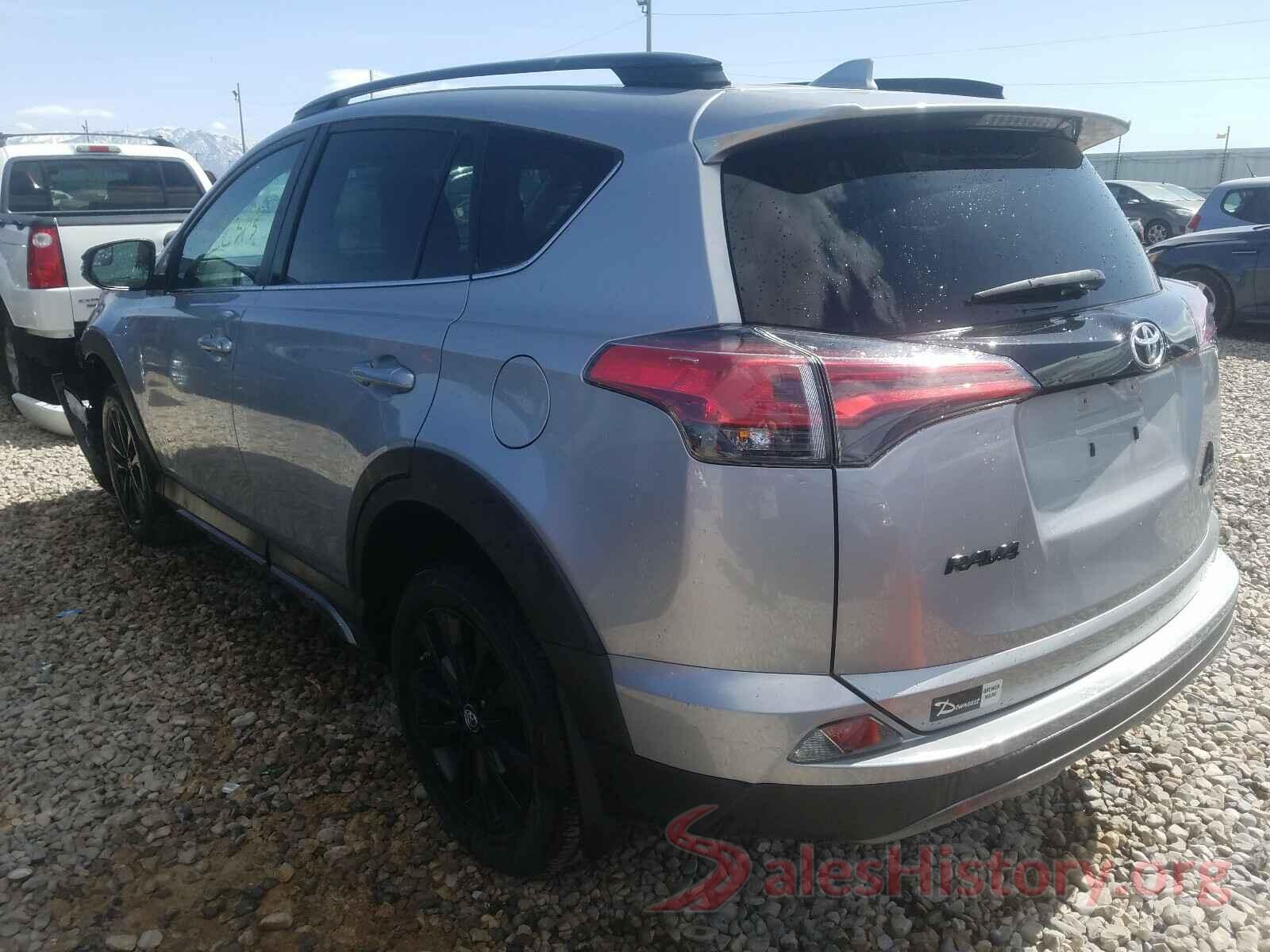 2T3RFREV4JW753428 2018 TOYOTA RAV4