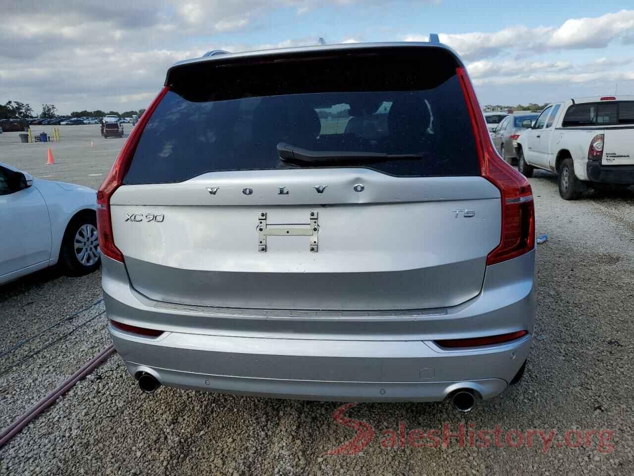 YV4102CK9J1341421 2018 VOLVO XC90