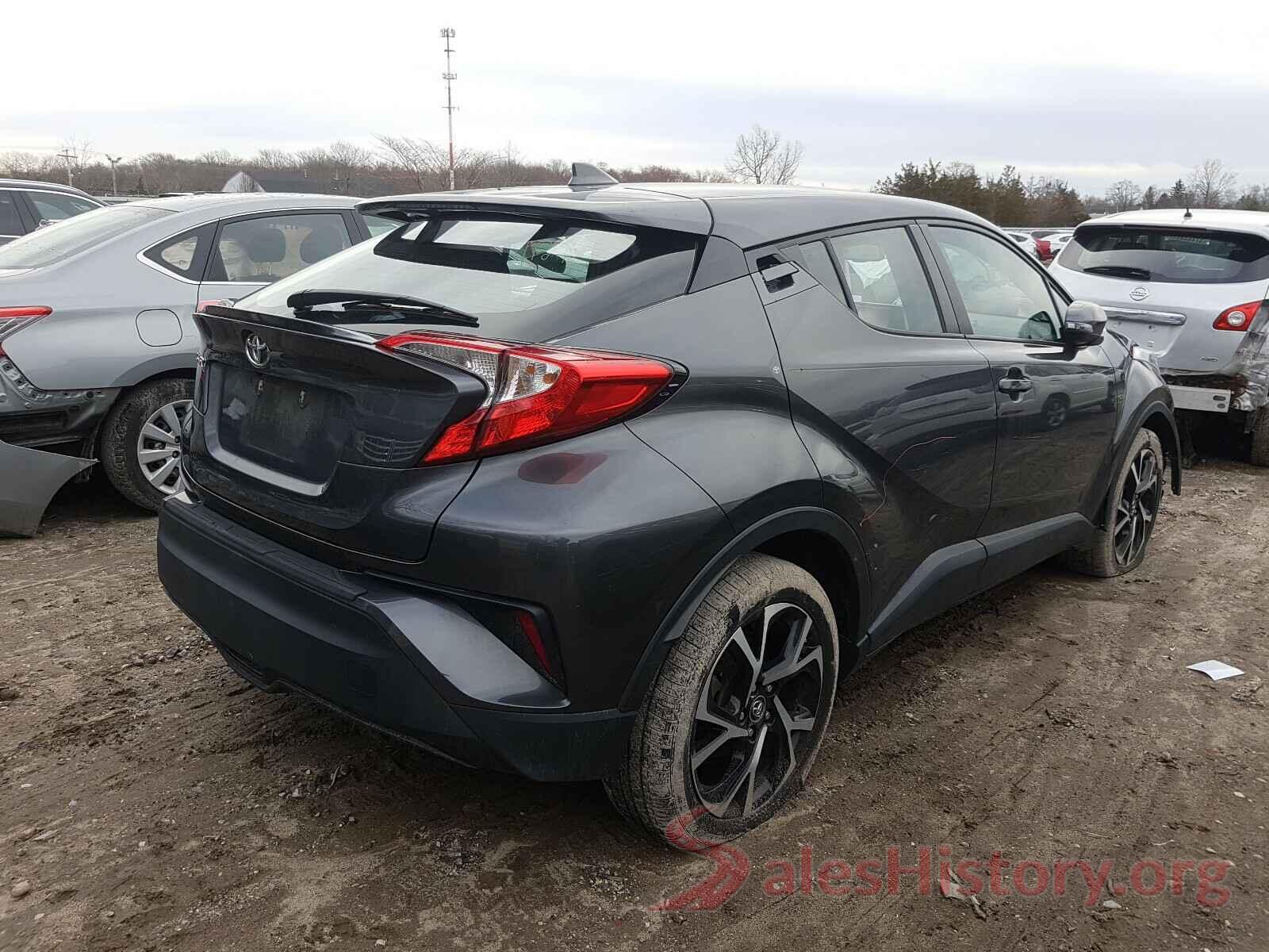 NMTKHMBX7JR008757 2018 TOYOTA C-HR