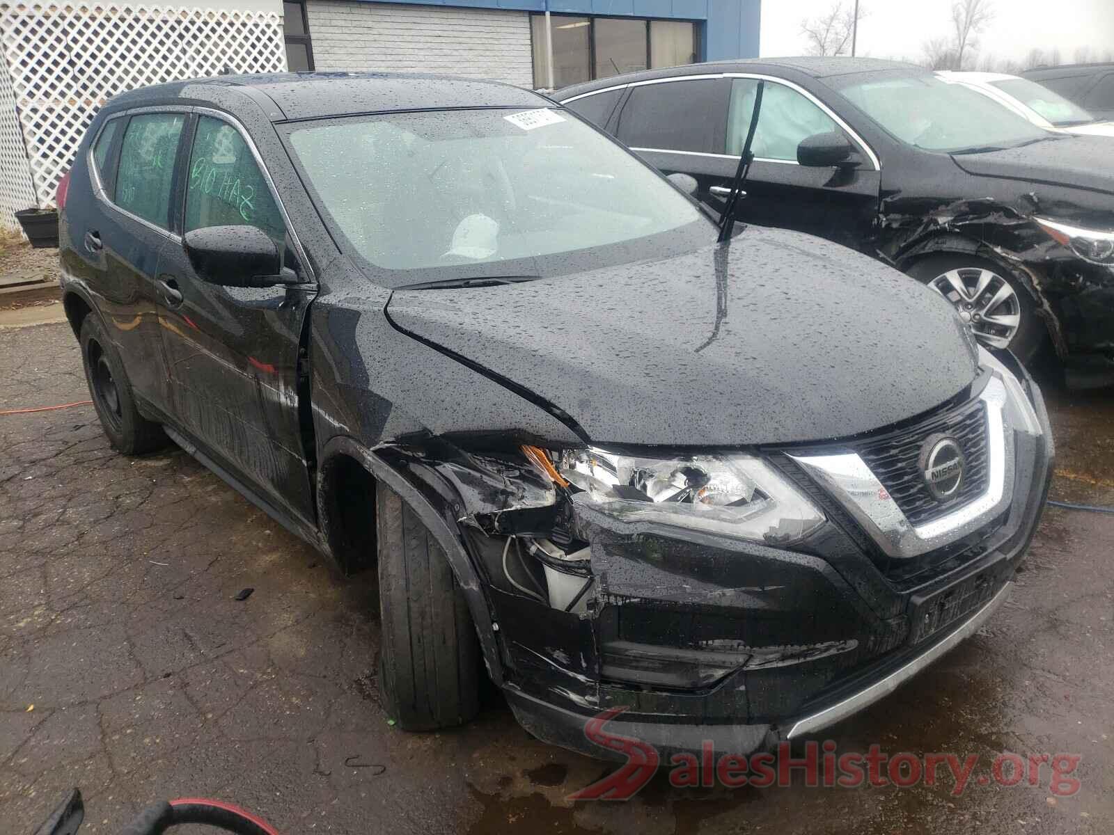 KNMAT2MV1JP521590 2018 NISSAN ROGUE