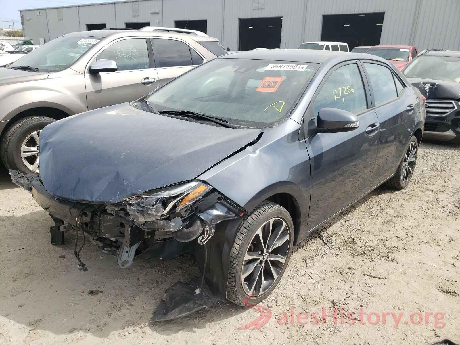 2T1BURHE1JC070695 2018 TOYOTA COROLLA